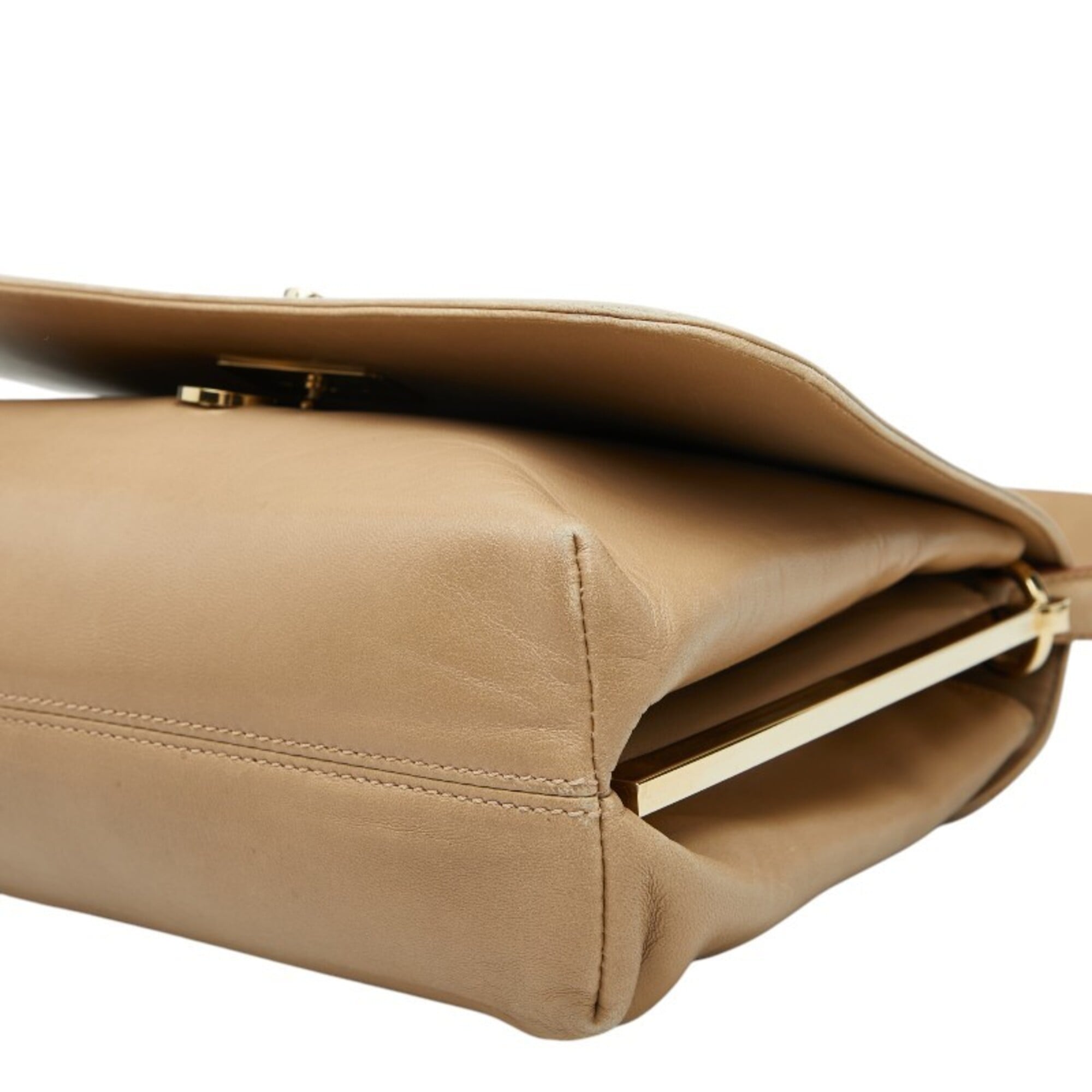 Salvatore Ferragamo Beige Leather Shoulder Bag (Pre-Owned)