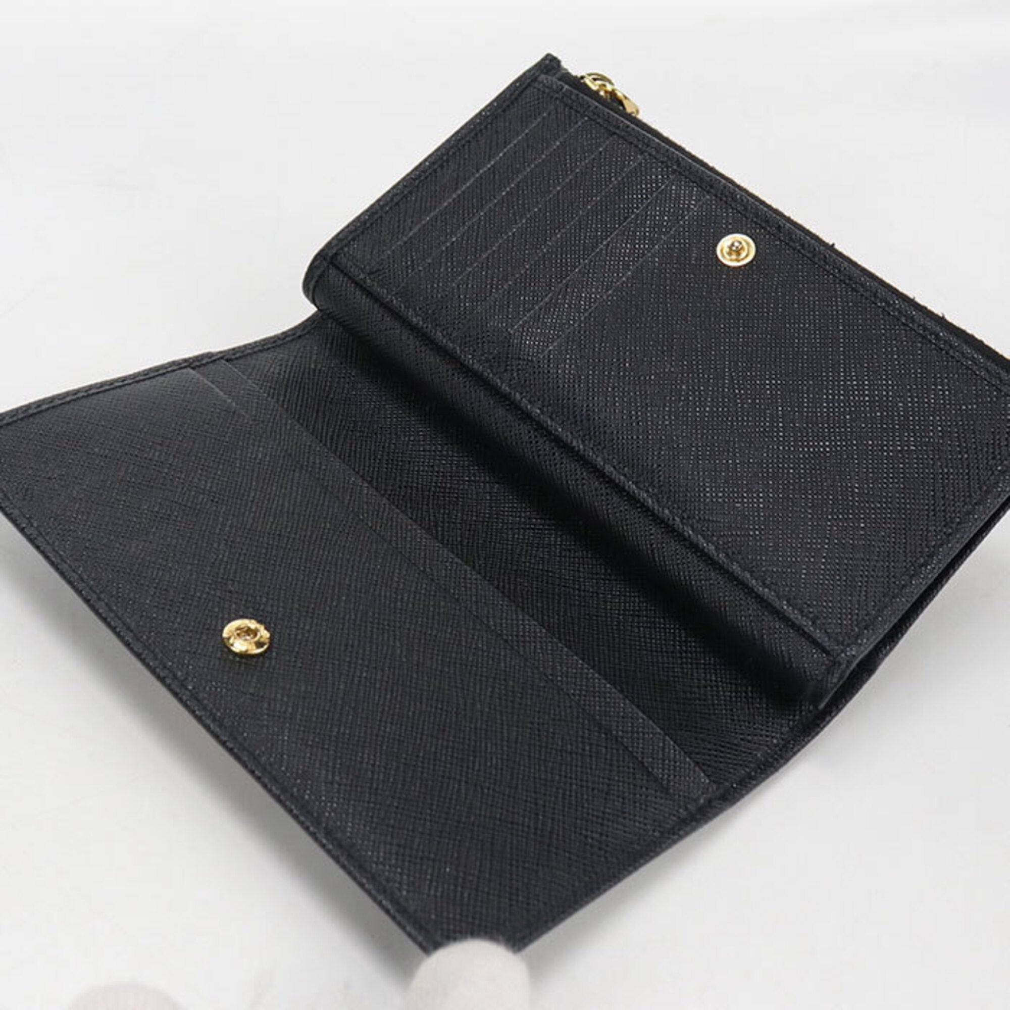 Prada Black Leather Wallet (Bi-Fold) (Pre-Owned)