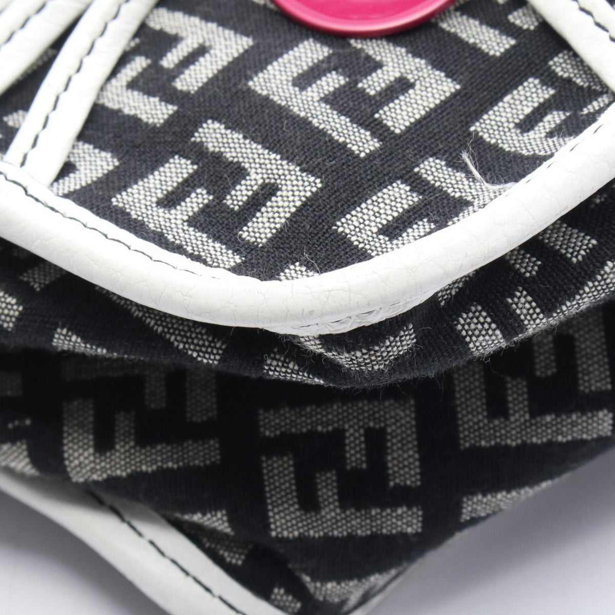 Fendi Black Gray White Canvas Leather Handbag Shoulder Bag (Pre-Owned)