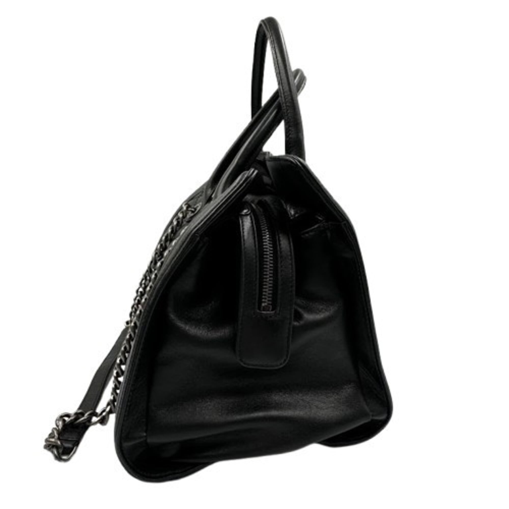 Chanel Boy Chanel Black Leather Shoulder Bag (Pre-Owned)