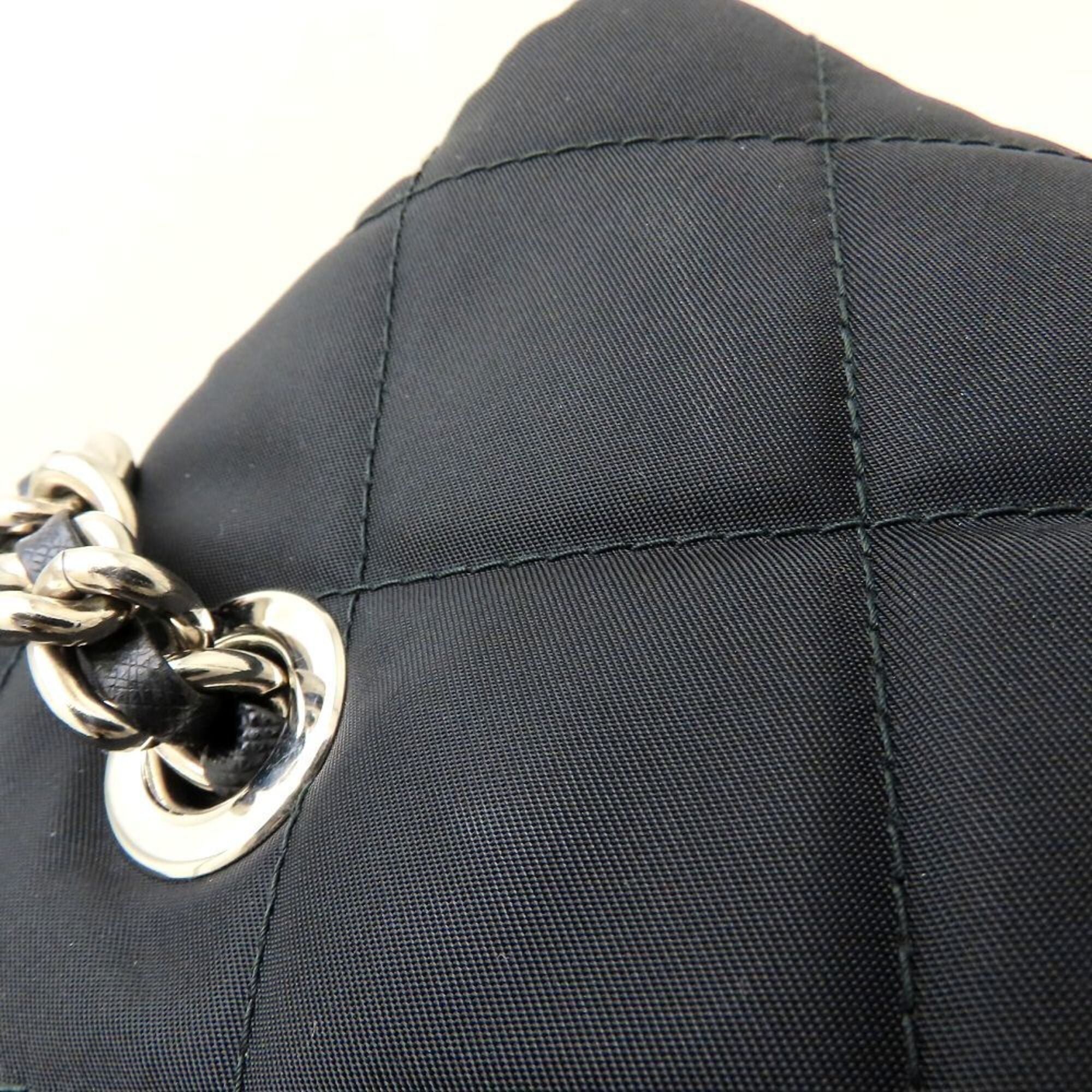 Prada Black Nylon Leather Tote Bag (Pre-Owned)