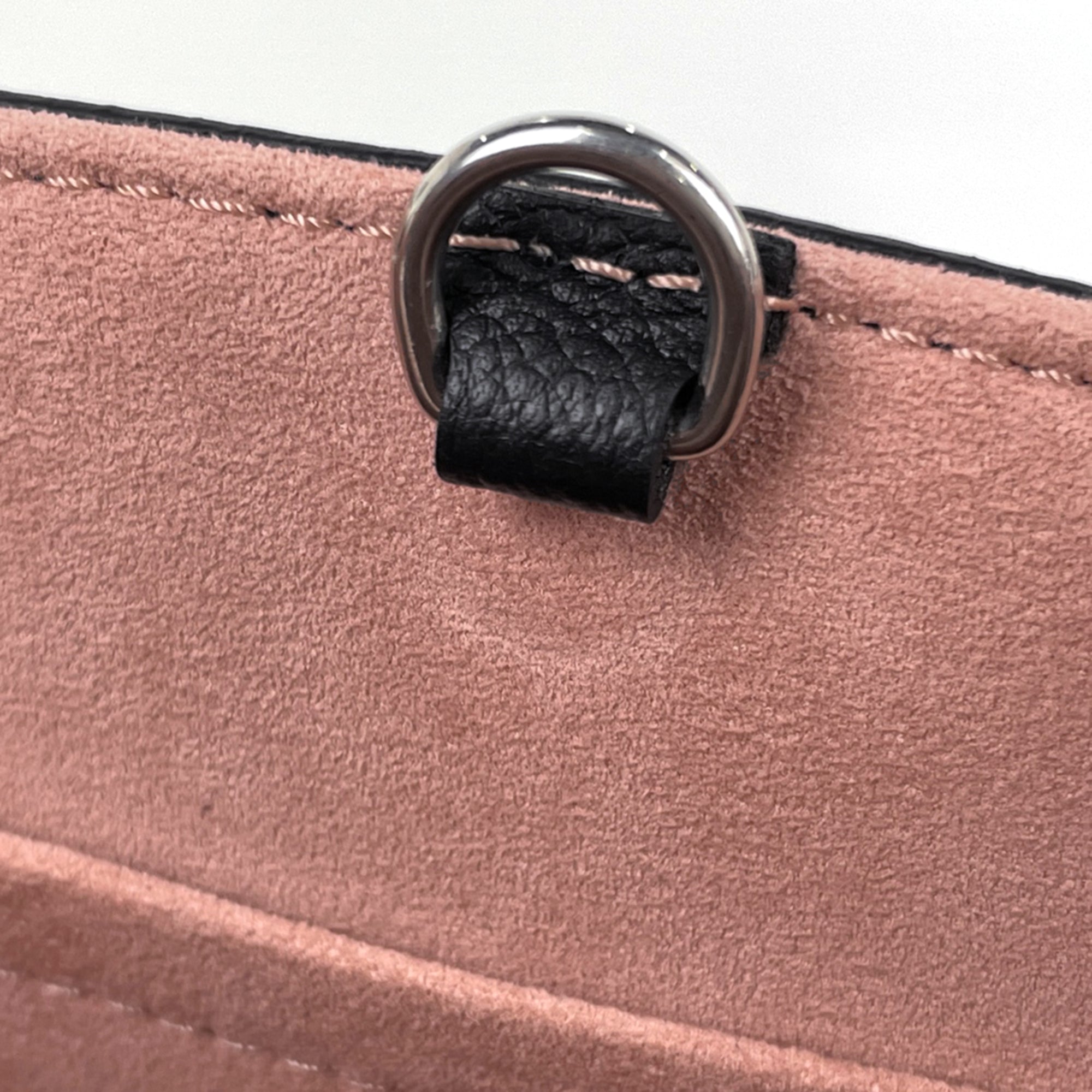 Louis Vuitton Black Noir Epi Leather Handbag Pouch (Pre-Owned)