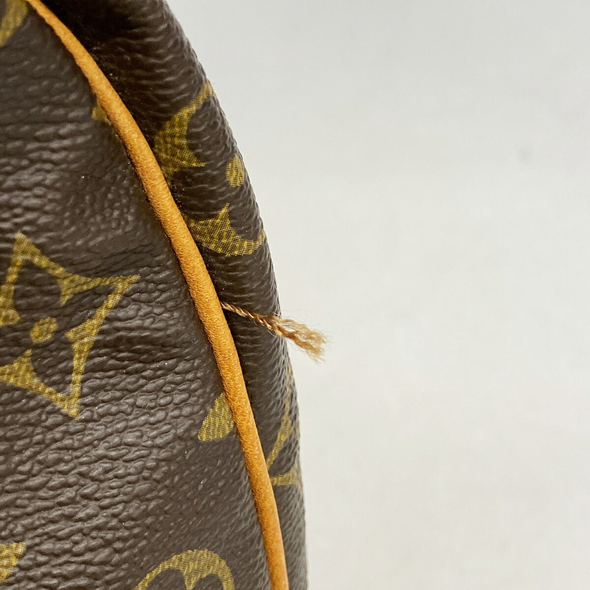 Louis Vuitton Brown Handbag (Pre-Owned)