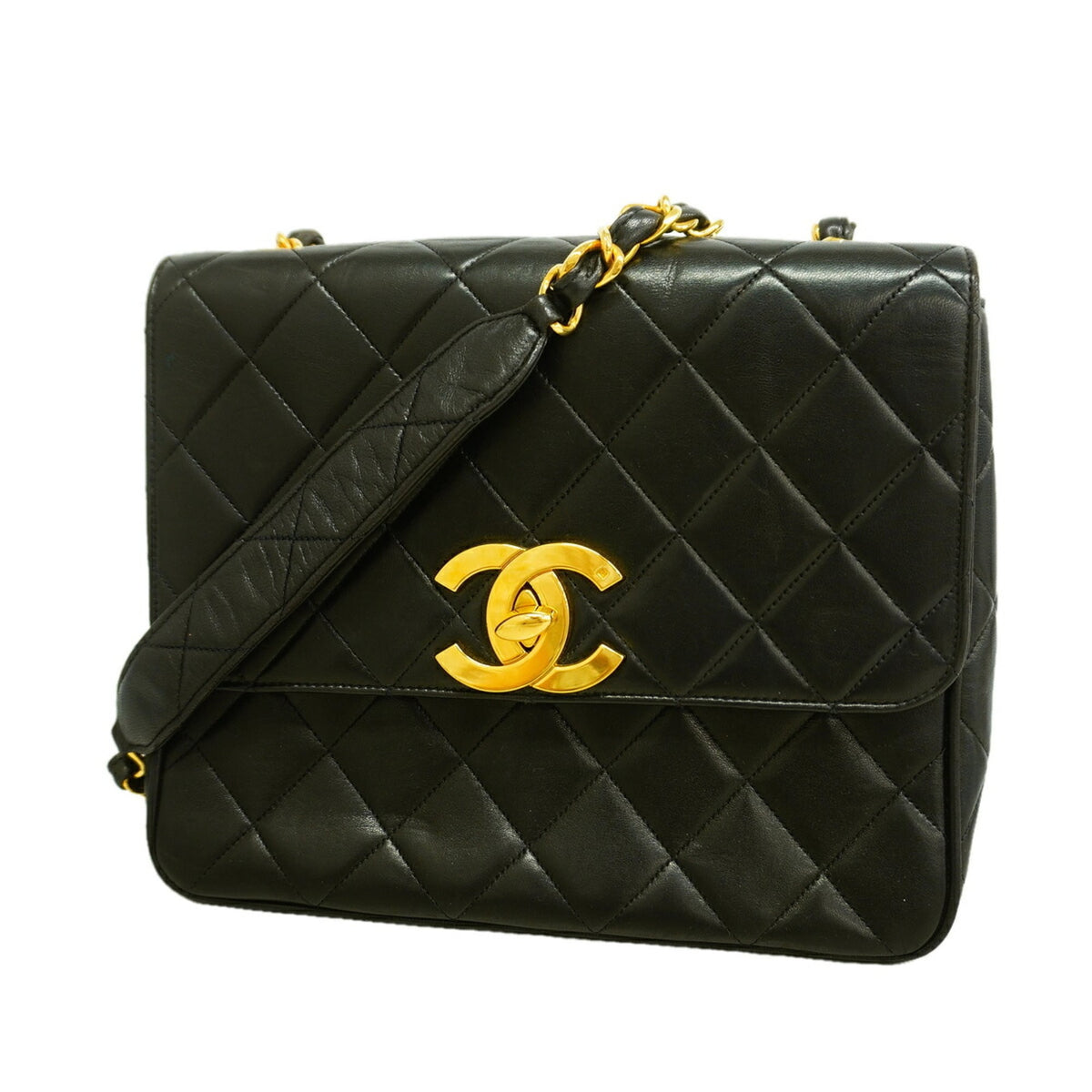 Chanel Black Leather Shoulder Bag (Pre-Owned)