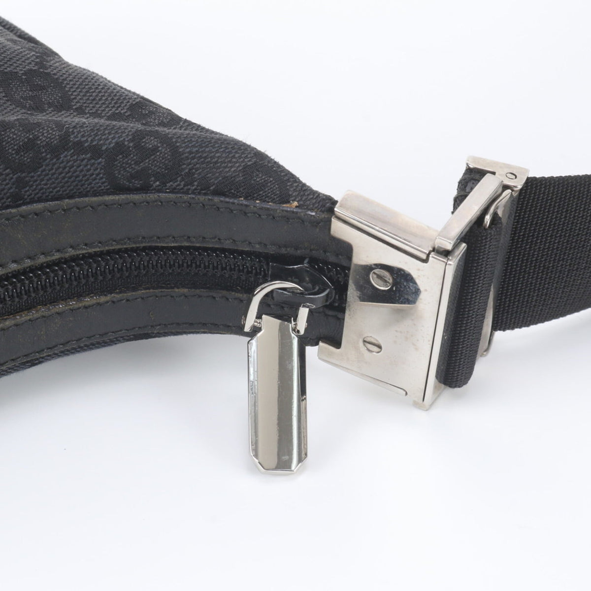 Gucci Black Leather Canvas Crossbody Bag Shoulder Bag (Pre-Owned)