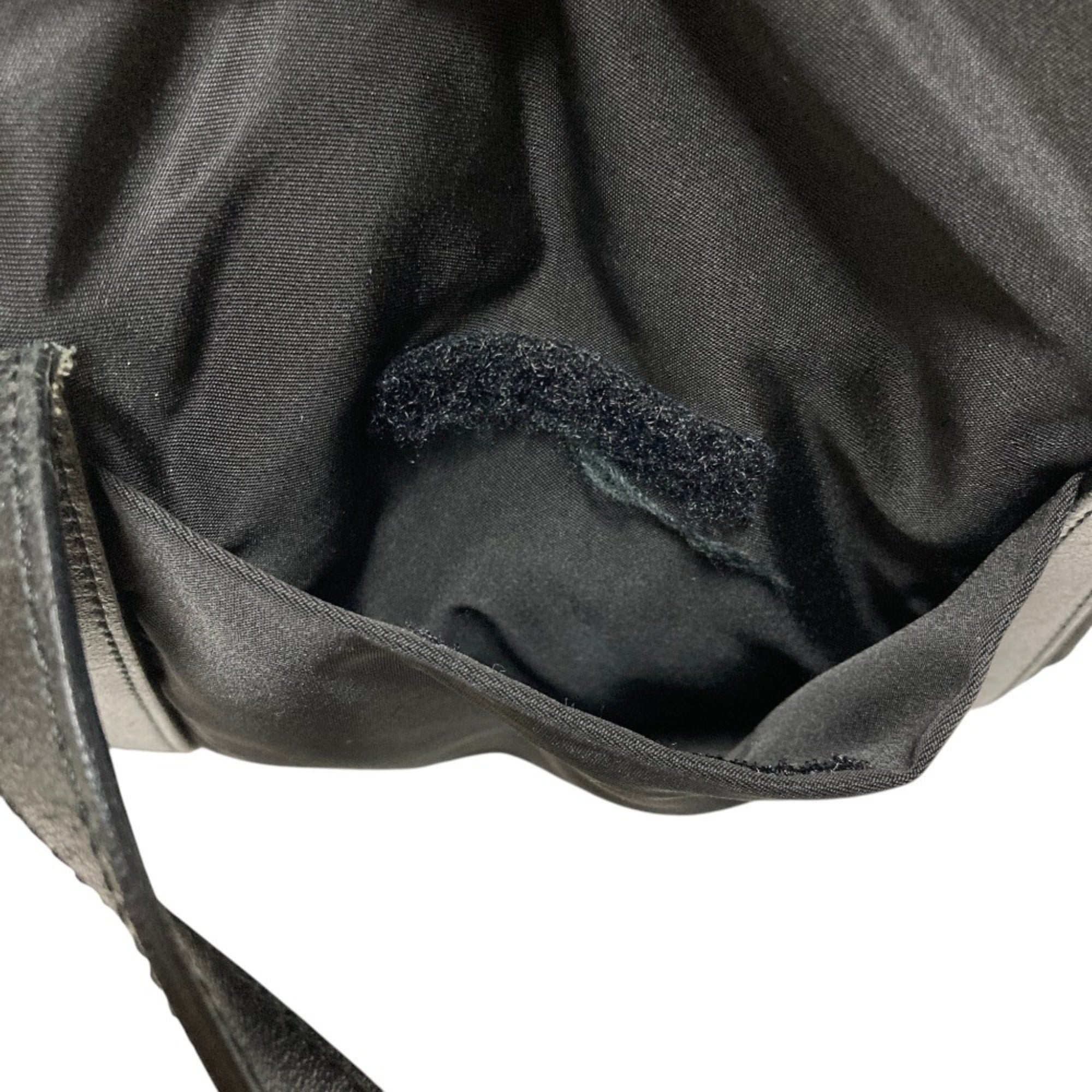 Prada Black Nylon Tote Bag (Pre-Owned)