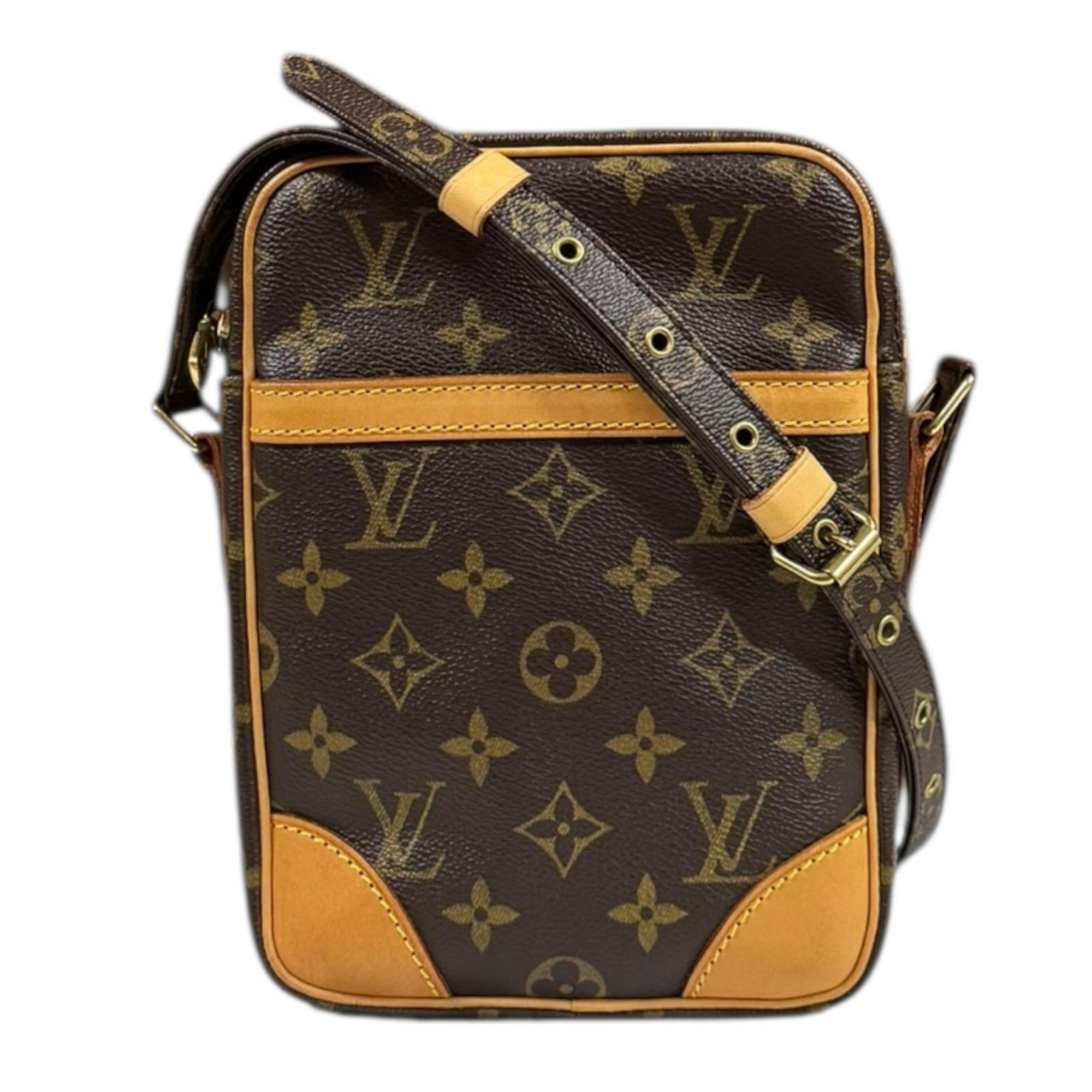Louis Vuitton Brown Monogram Canvas Shoulder Bag (Pre-Owned)