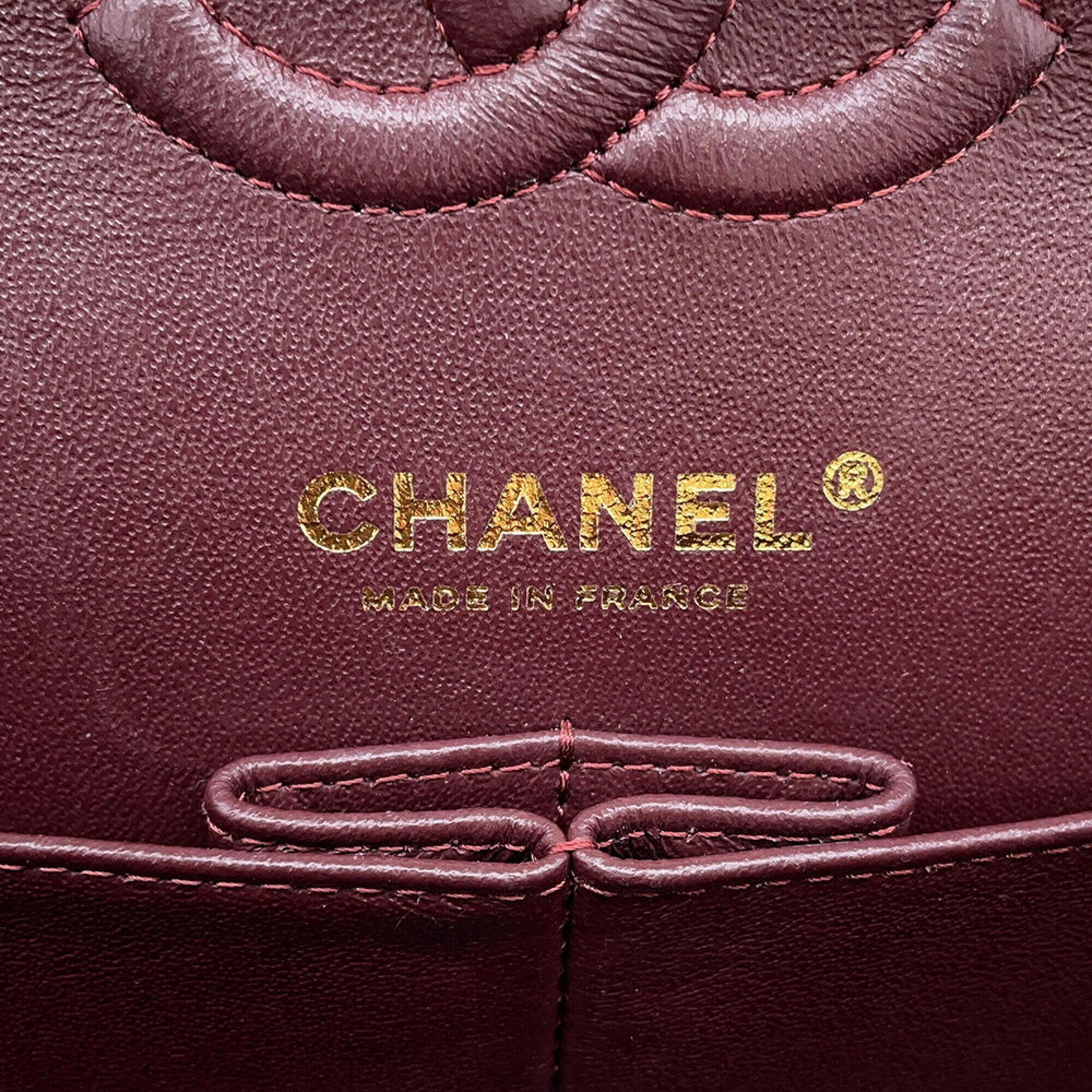 Chanel Matelasse Black Grained Calfskin Handbag Shoulder Bag (Pre-Owned)