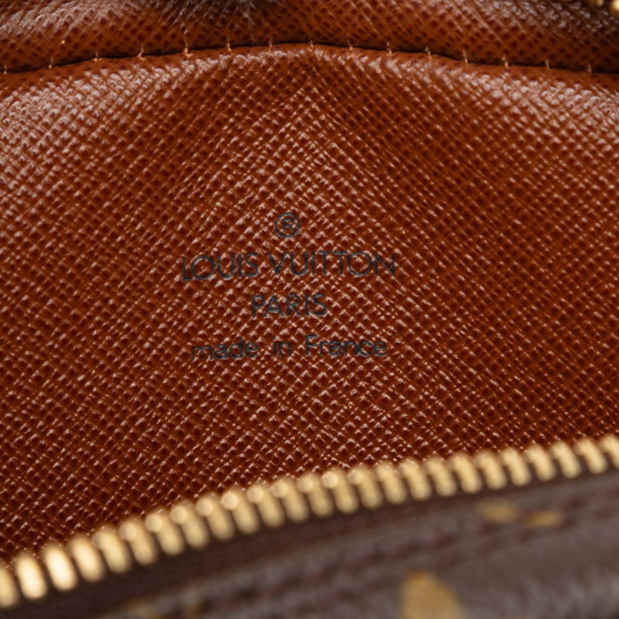 Louis Vuitton Brown Monogram Monogram Shoulder Bag (Pre-Owned)