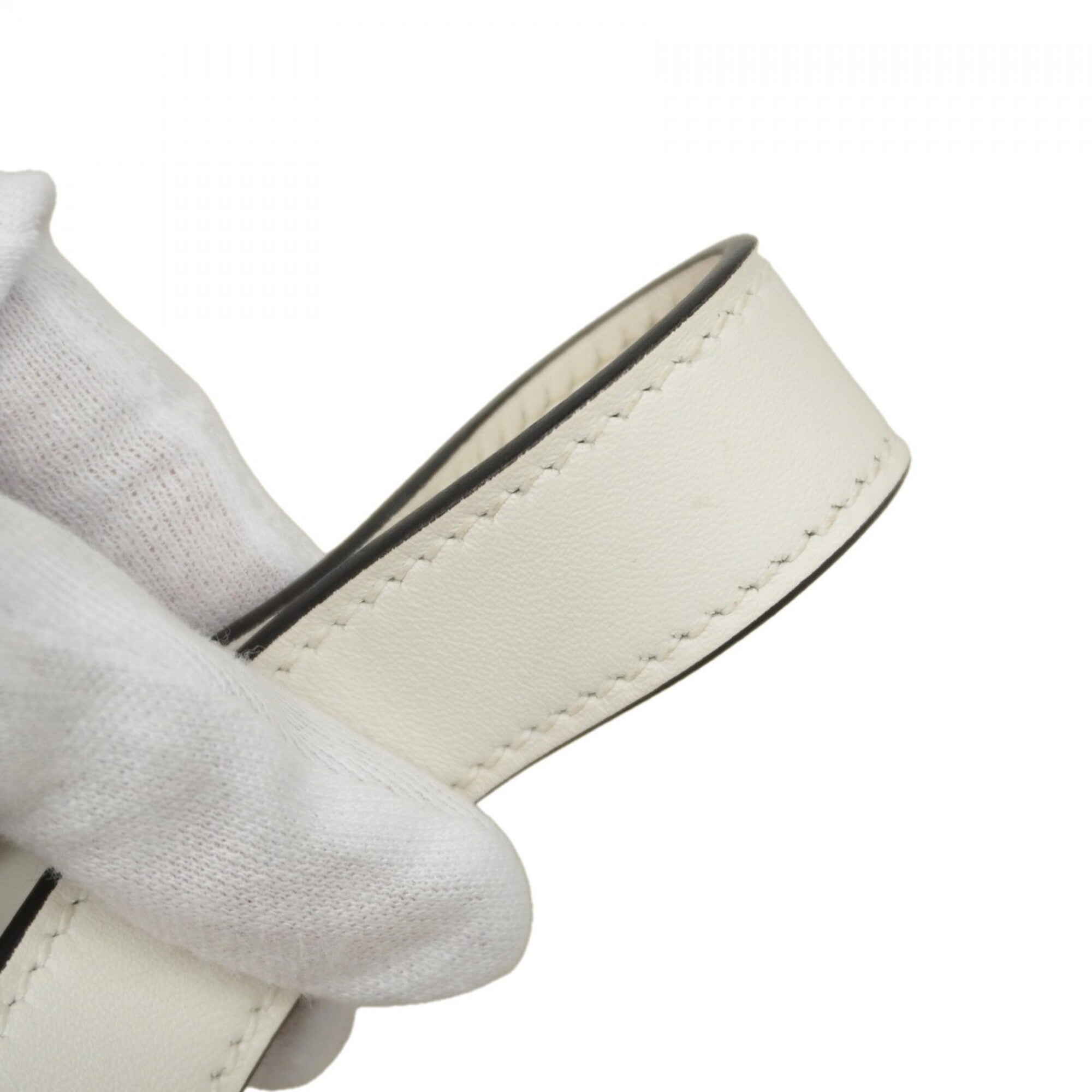 Hermes White Taurillon Clemence Leather Handbag (Pre-Owned)