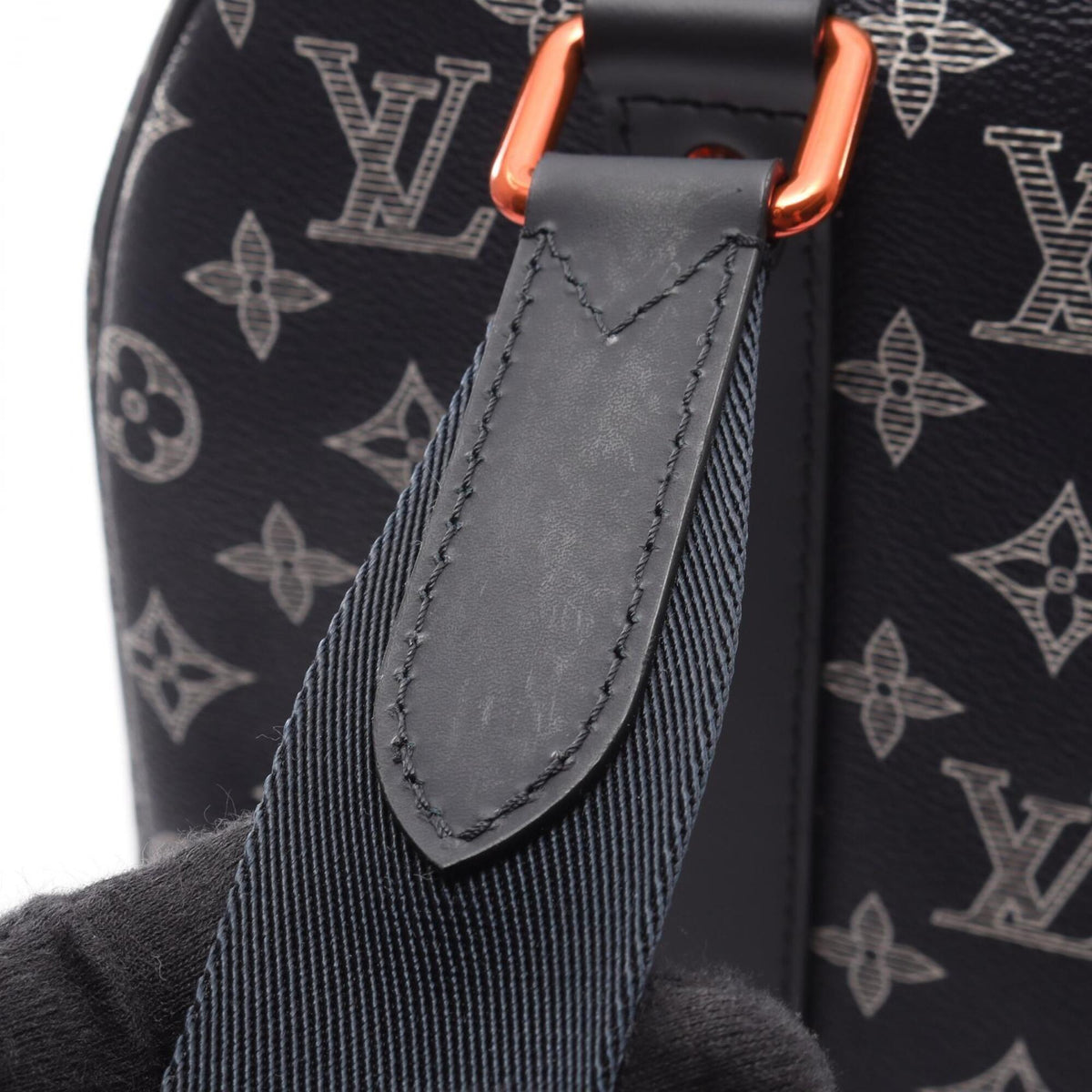 Louis Vuitton Navy Red Color White Boston Bag (Pre-Owned)