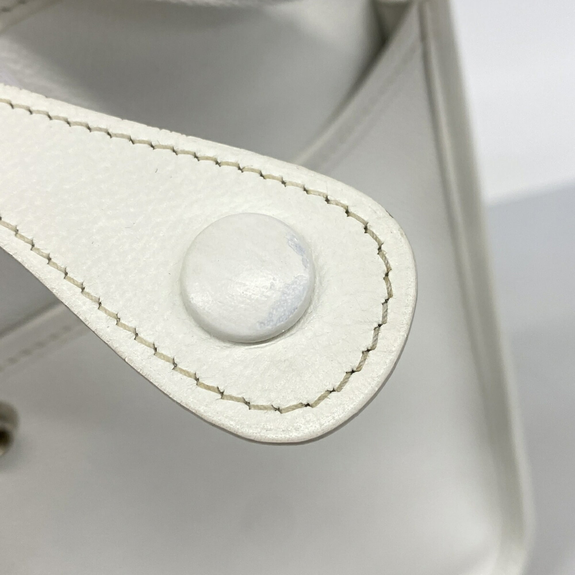 Hermes White Epsom Leather Shoulder Bag (Pre-Owned)