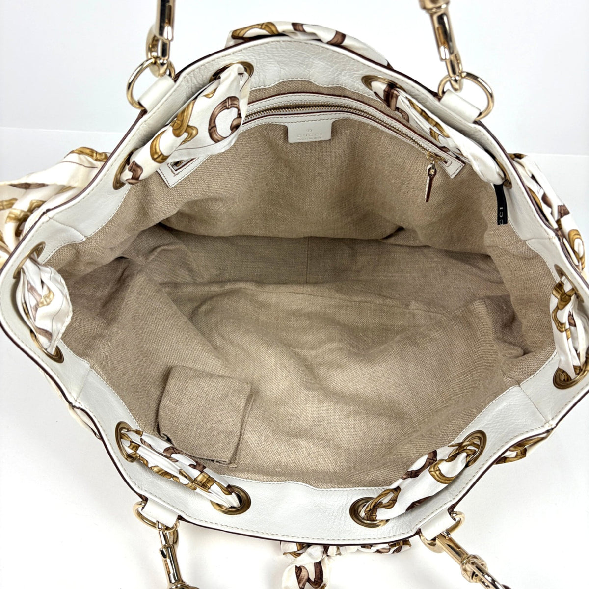 Gucci Beige White Gg Canvas Leather Tote Bag (Pre-Owned)