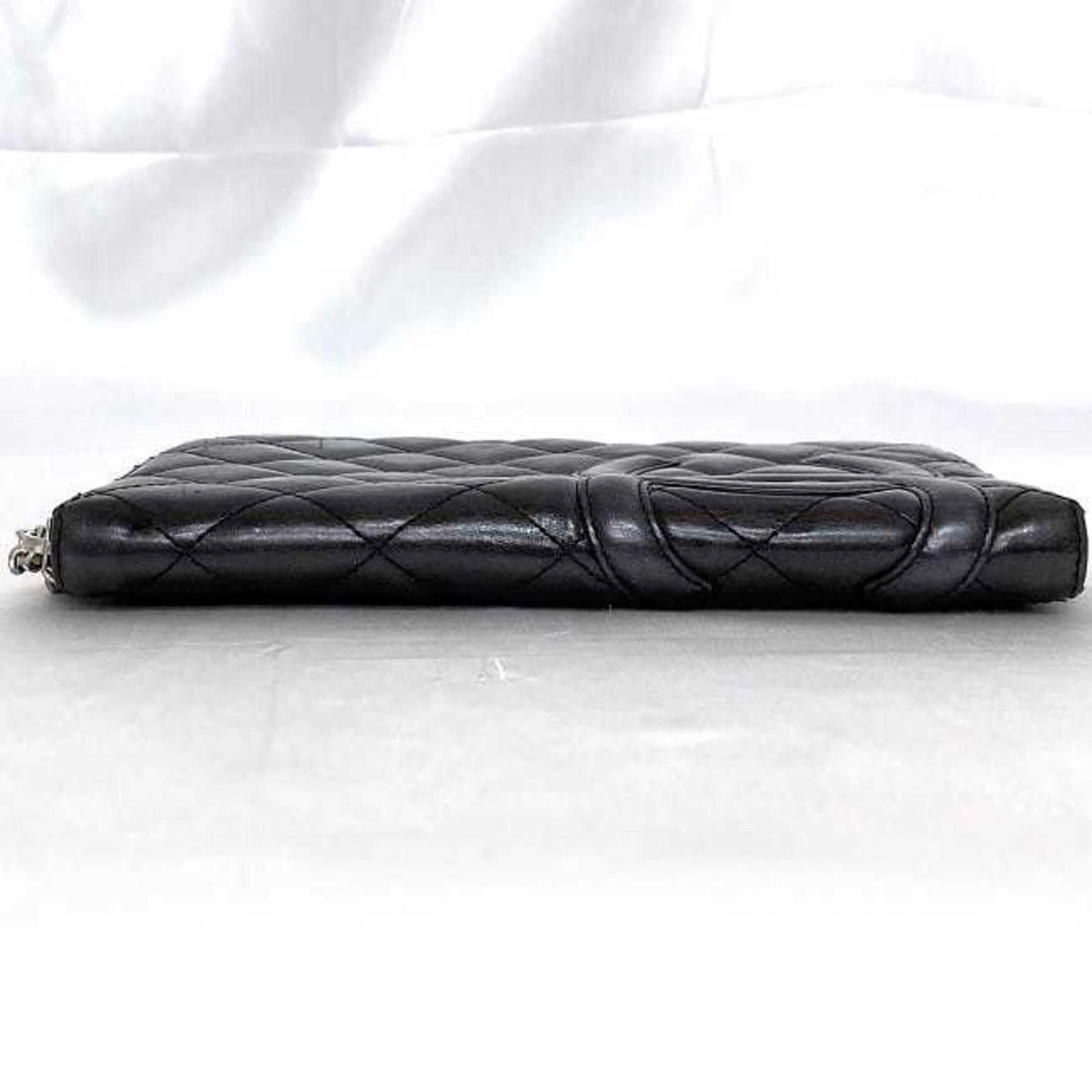 Chanel Black Leather Long Wallet (Bi-Fold) (Pre-Owned)