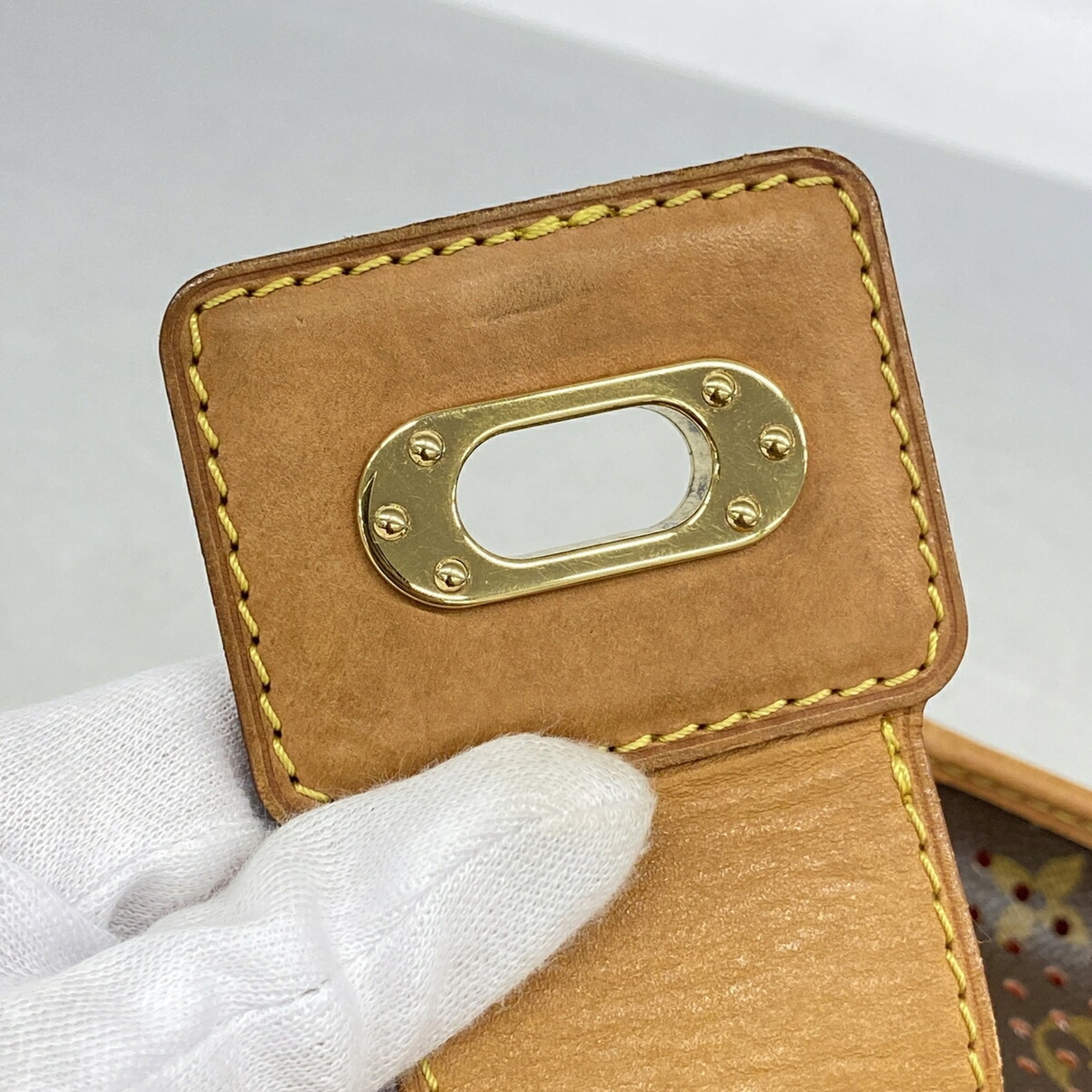 Louis Vuitton Lv Orange Shoulder Bag (Pre-Owned)