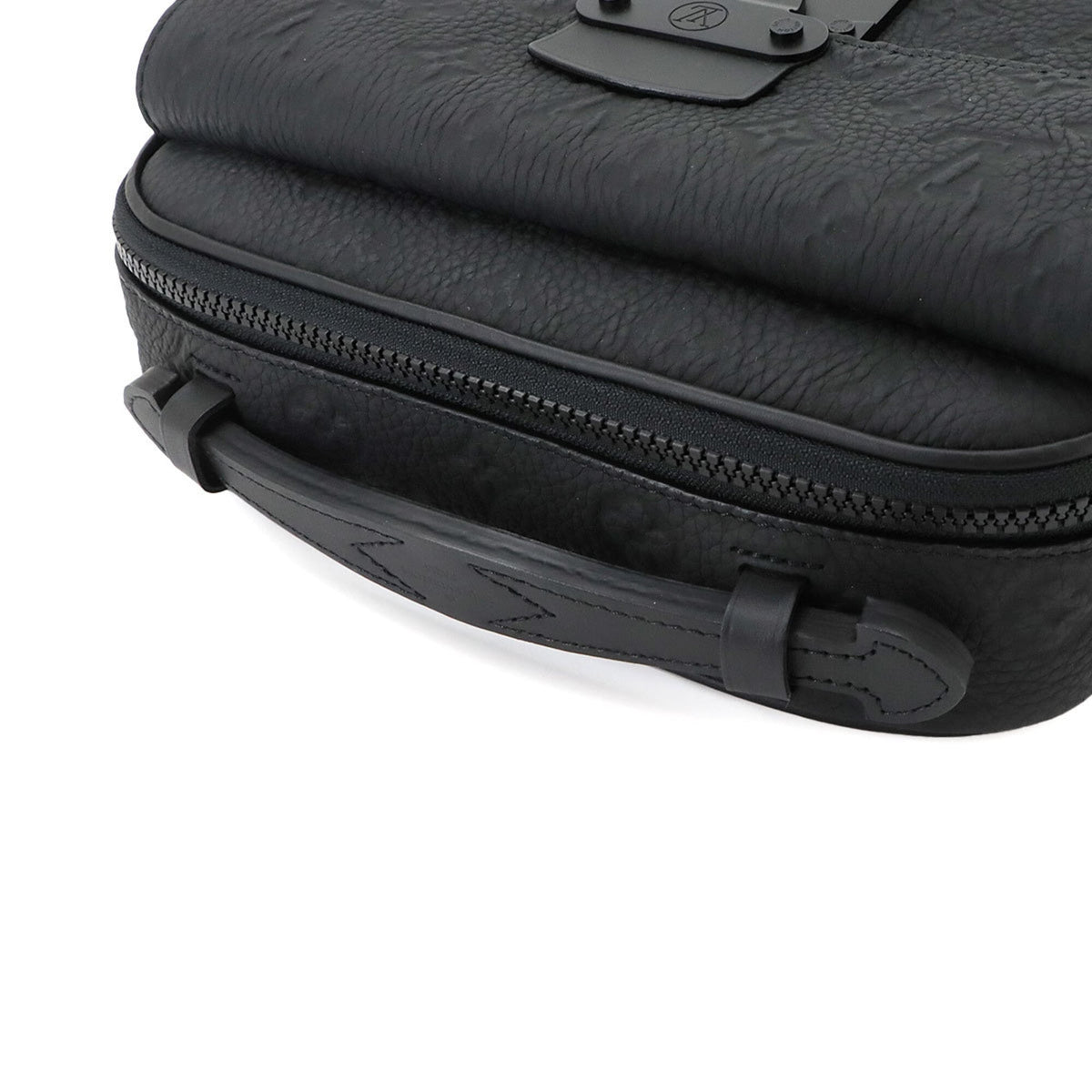 Louis Vuitton Black Leather Handbag Messenger Bag Shoulder Bag (Pre-Owned)