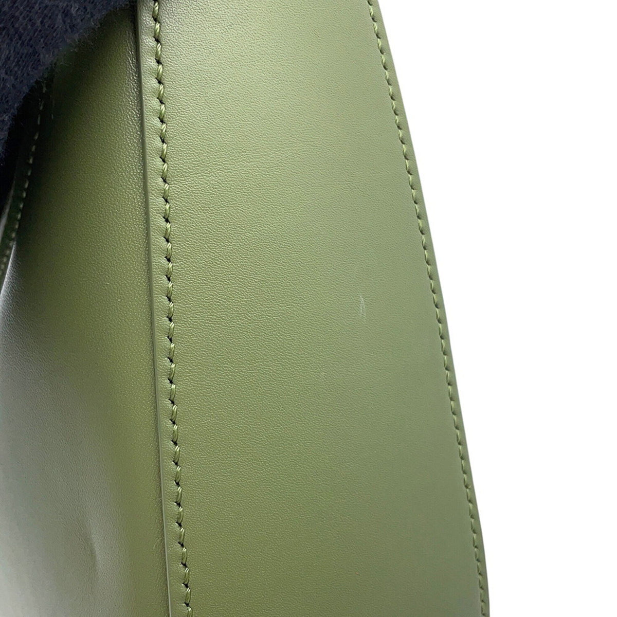 Loewe Khaki Leather Shoulder Bag (Pre-Owned)