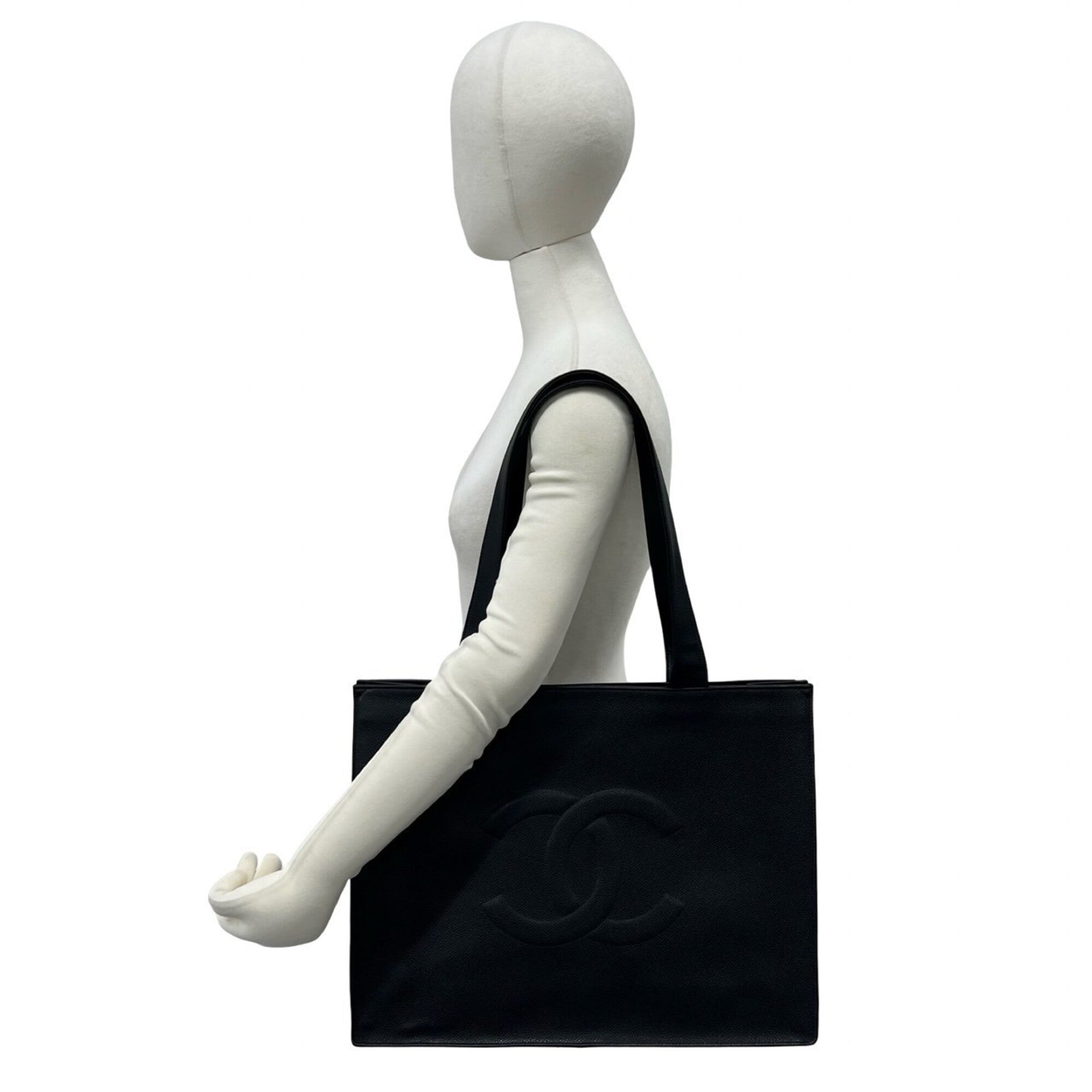 Chanel Black Grained Calfskin Tote Bag (Pre-Owned)