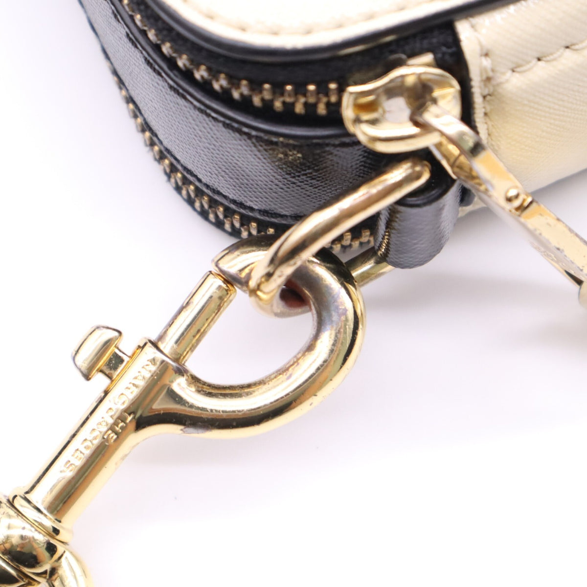 Marc Jacobs Black Cream Shoulder Bag (Pre-Owned)