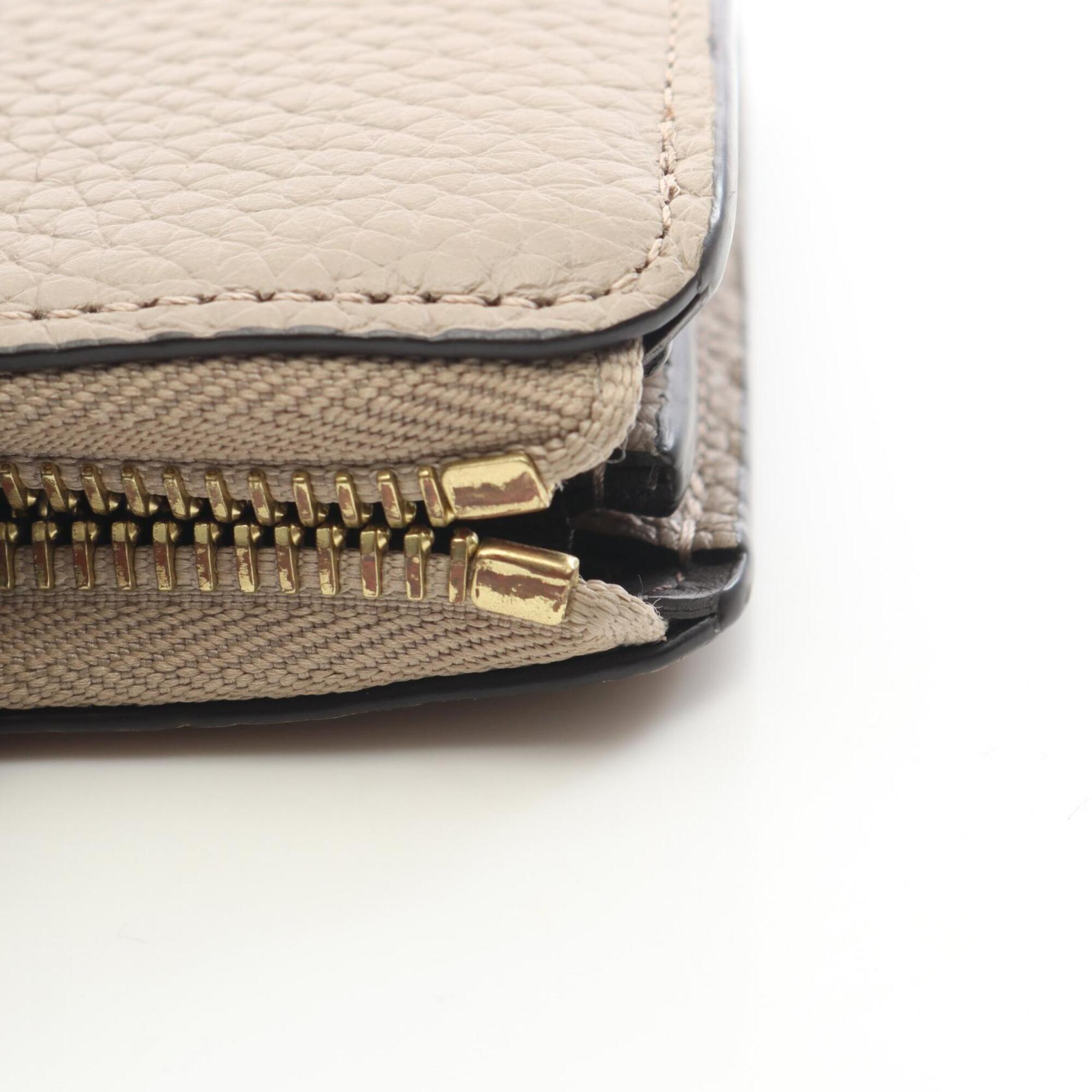 Louis Vuitton Beige Leather Long Wallet (Bi-Fold) (Pre-Owned)
