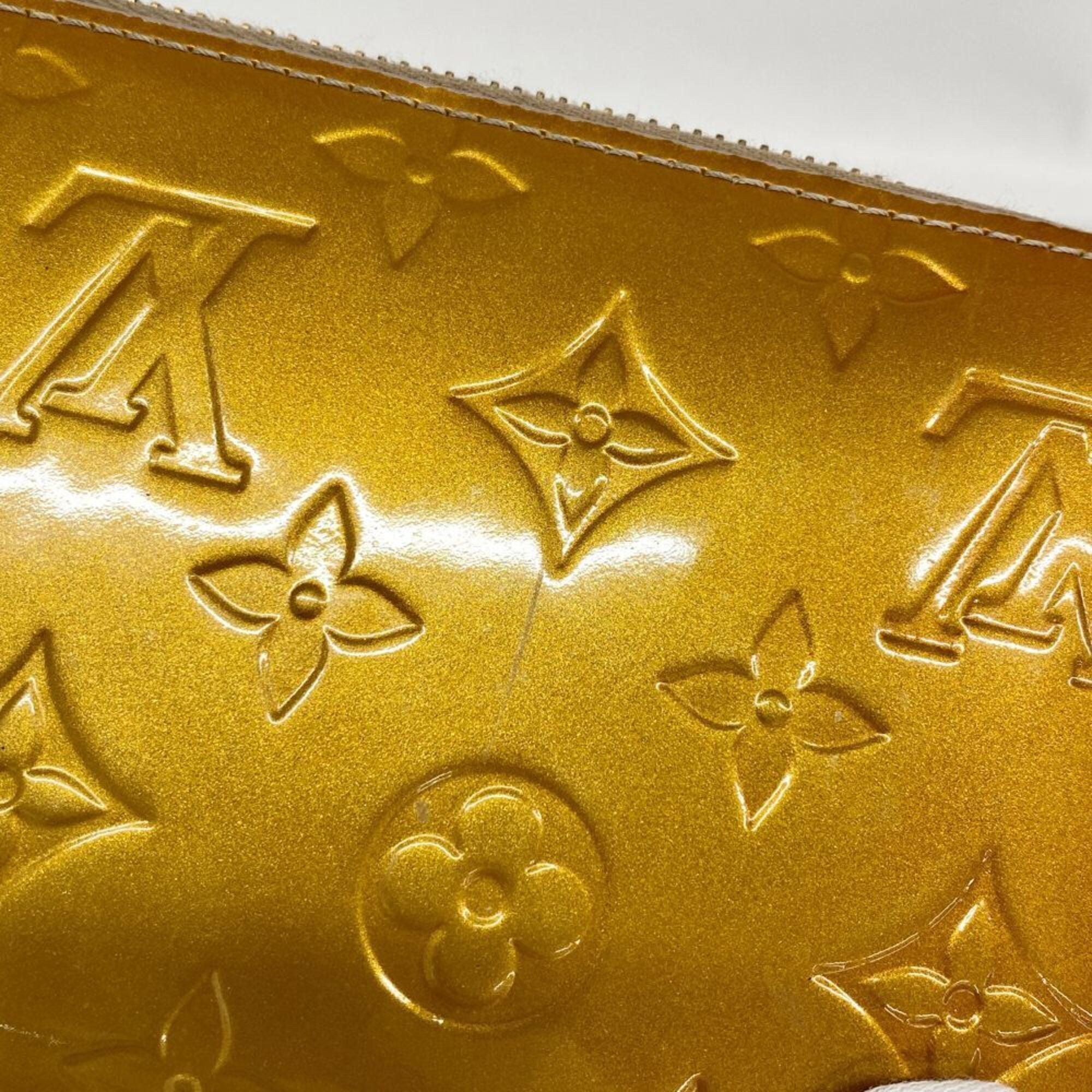 Louis Vuitton Beige Poodle Long Wallet (Bi-Fold) (Pre-Owned)