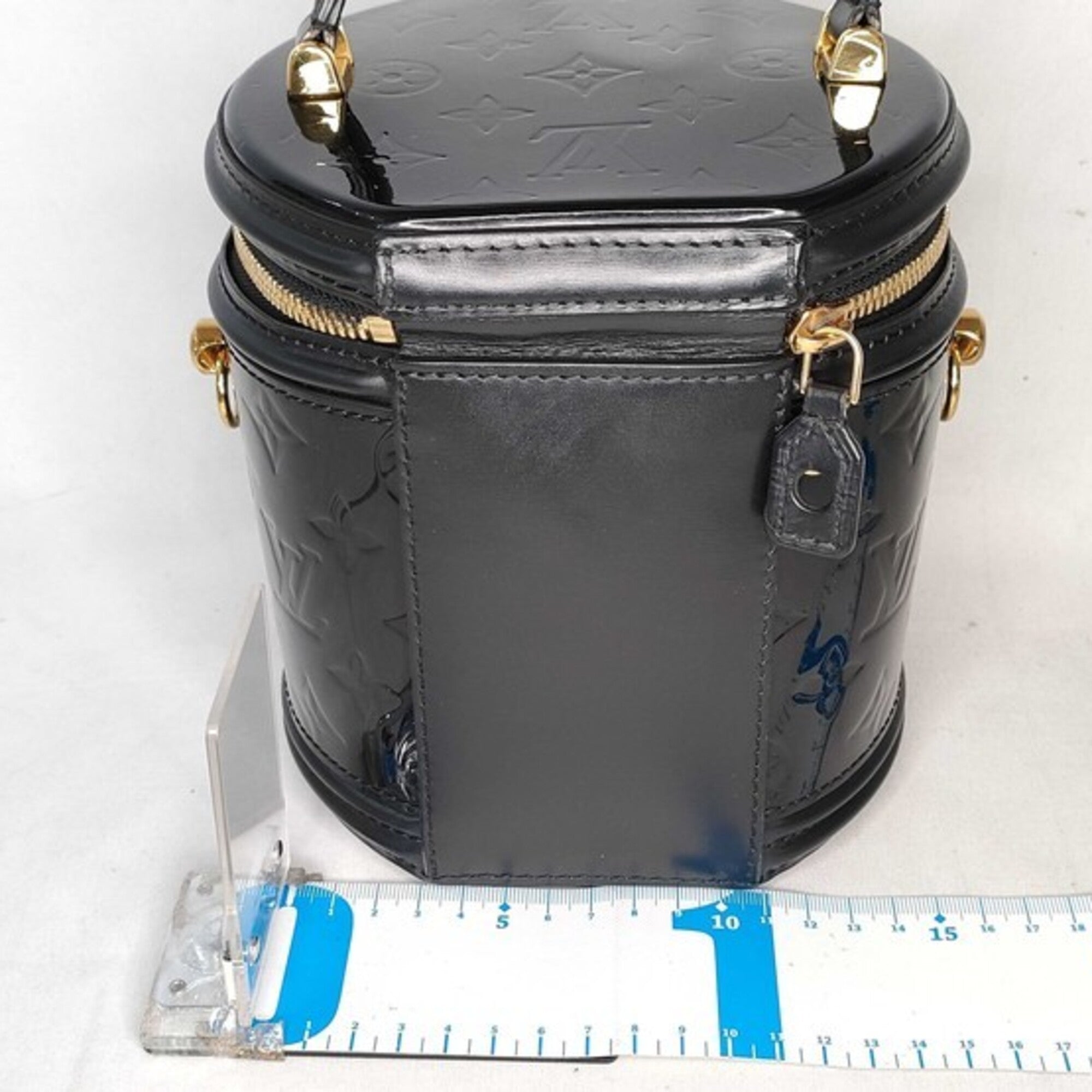 Louis Vuitton Black Patent Leather Handbag Shoulder Bag Vanity Bag (Pre-Owned)