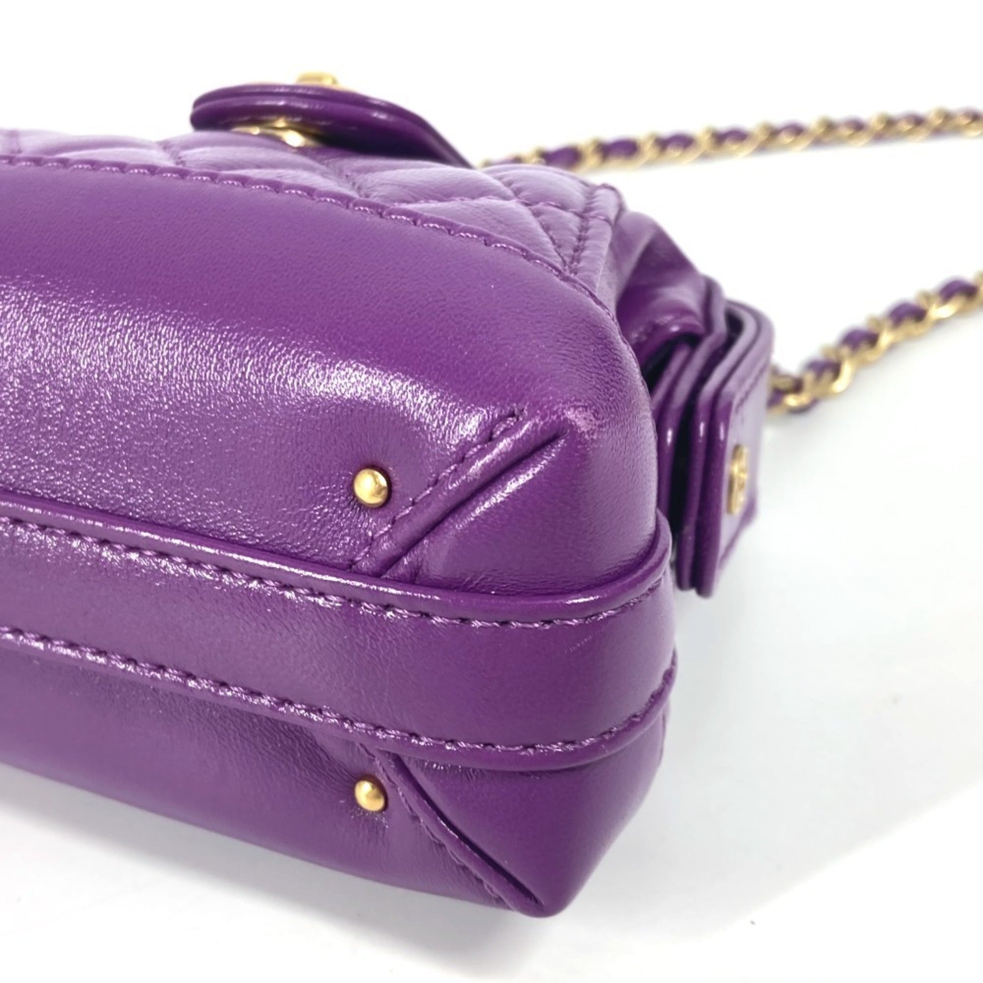 Chanel Purple Leather Shoulder Bag (Pre-Owned)