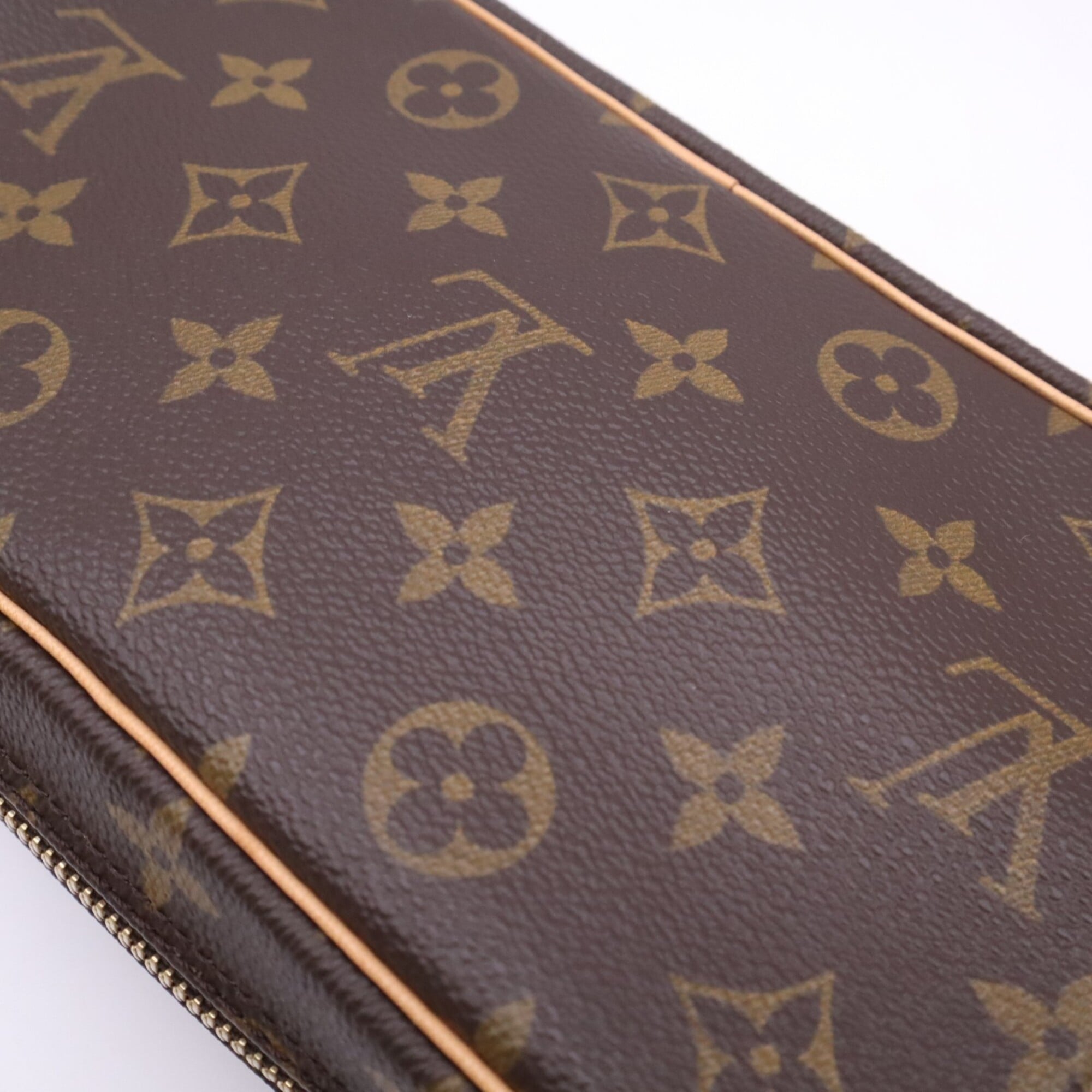 Louis Vuitton Beige Brown Coated Canvas Leather Pochette Shoulder Bag (Pre-Owned)
