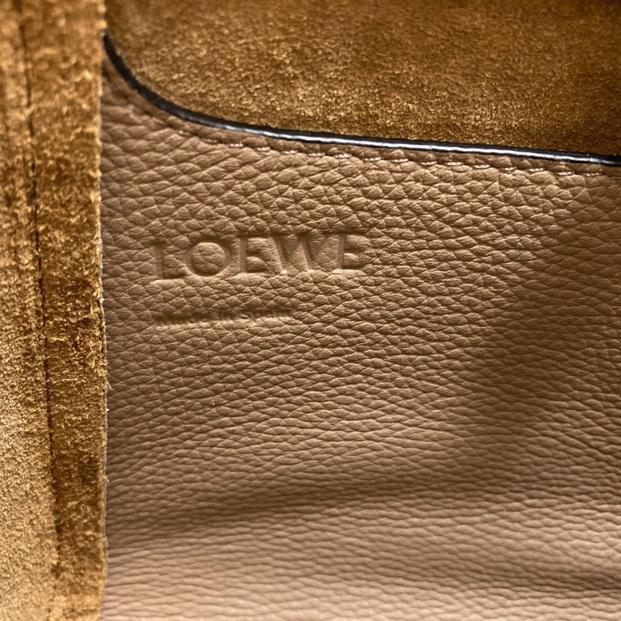 Loewe Brown Leather Handbag (Pre-Owned)