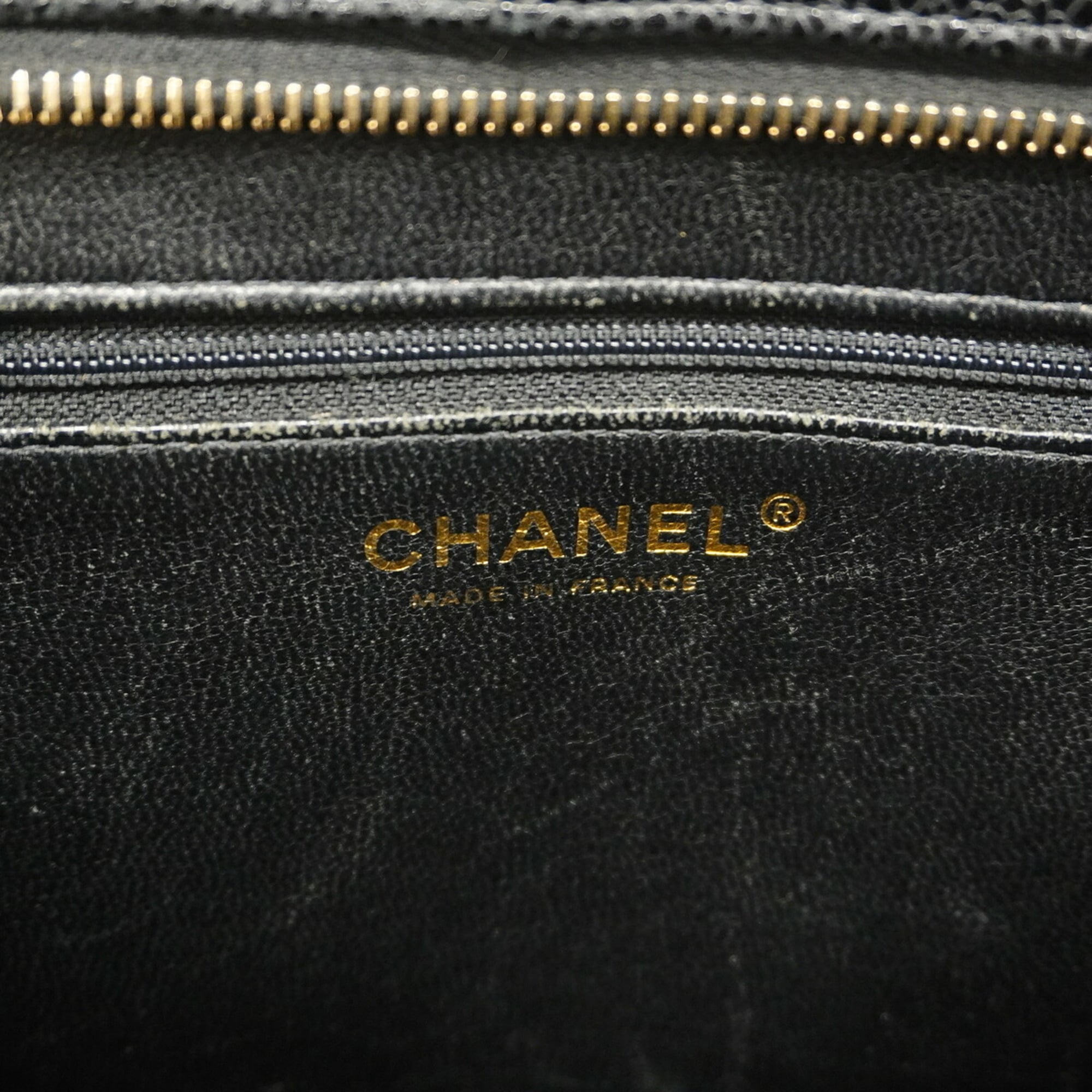 Chanel Black Grained Calfskin Tote Bag (Pre-Owned)