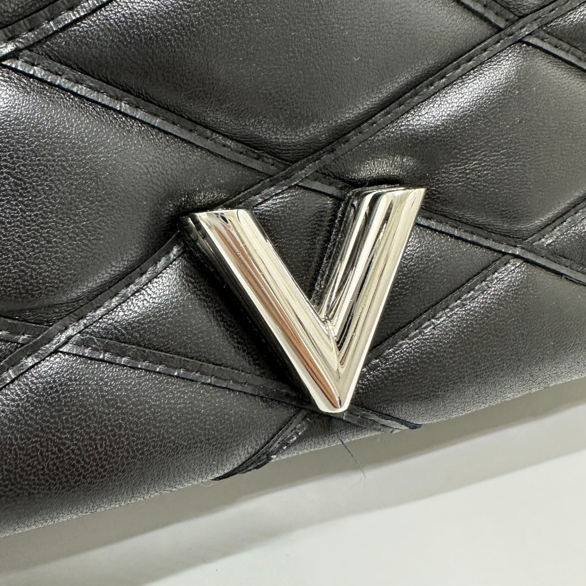 Louis Vuitton Black Noir Leather Handbag Shoulder Bag (Pre-Owned)