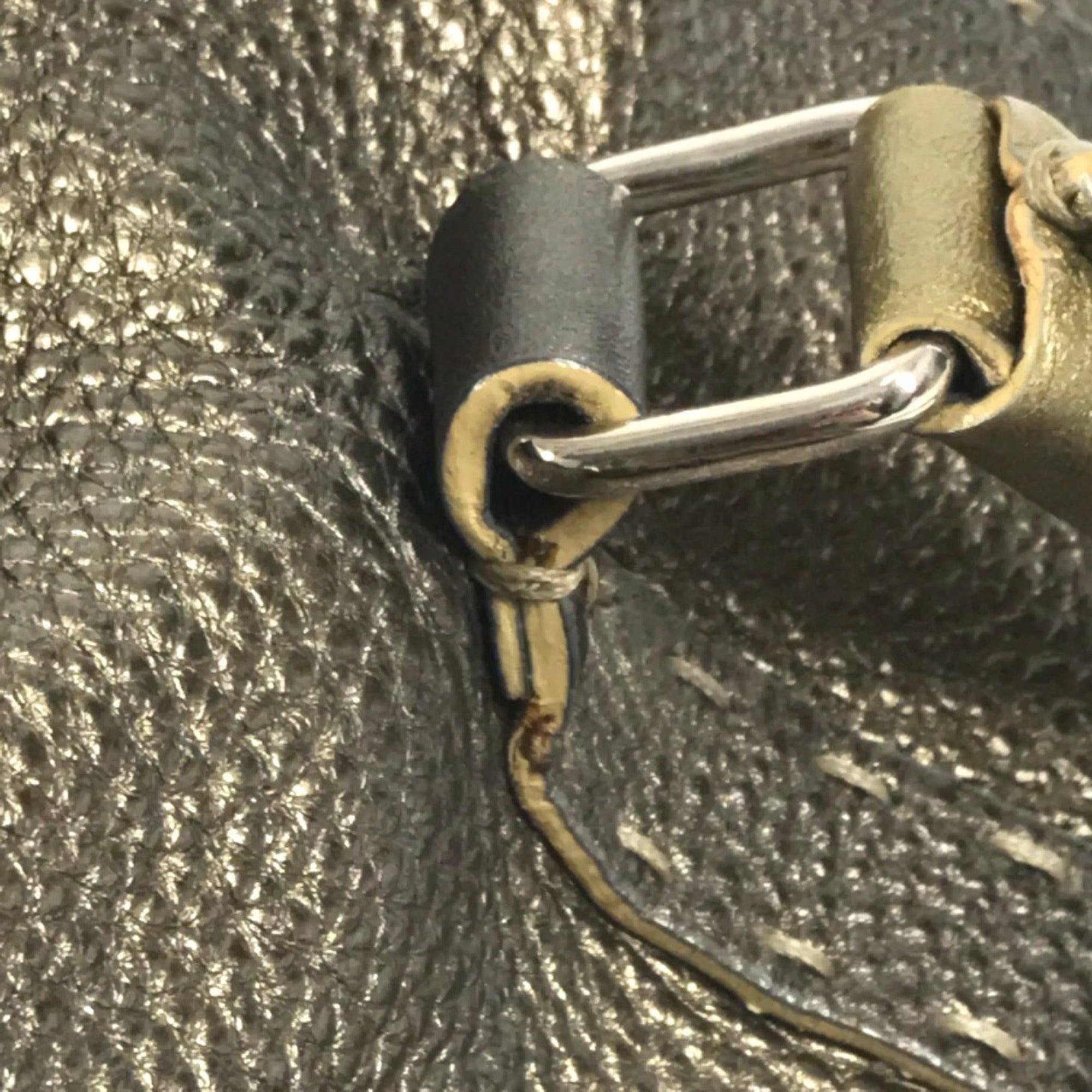 Fendi Selleria Metallic Gold Leather Handbag Tote Bag (Pre-Owned)