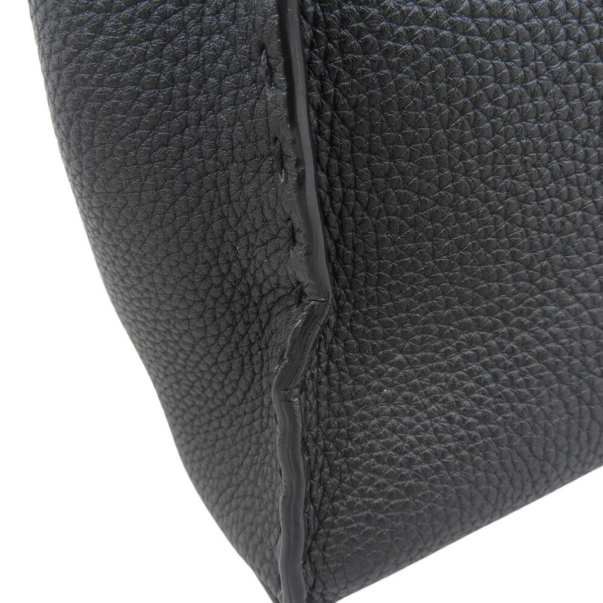 Fendi Black Leather Handbag (Pre-Owned)