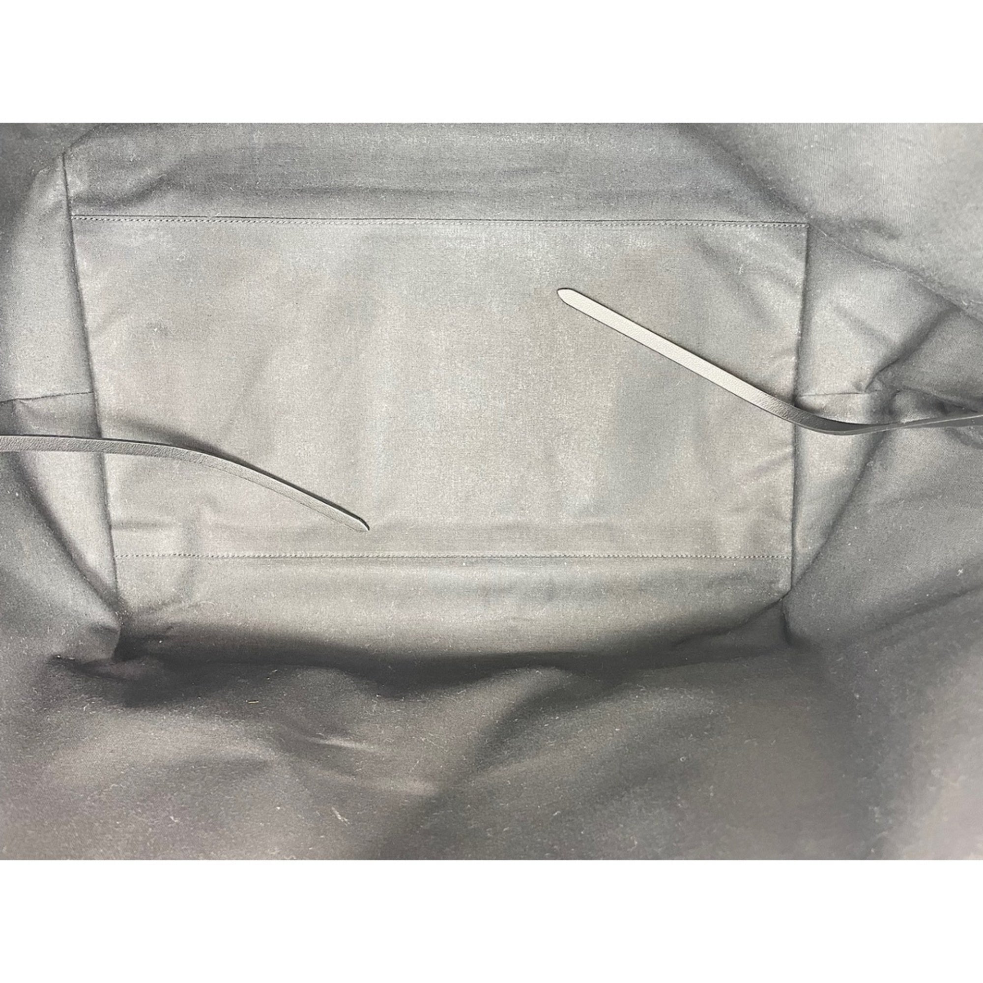 Balenciaga Black Tote Bag (Pre-Owned)
