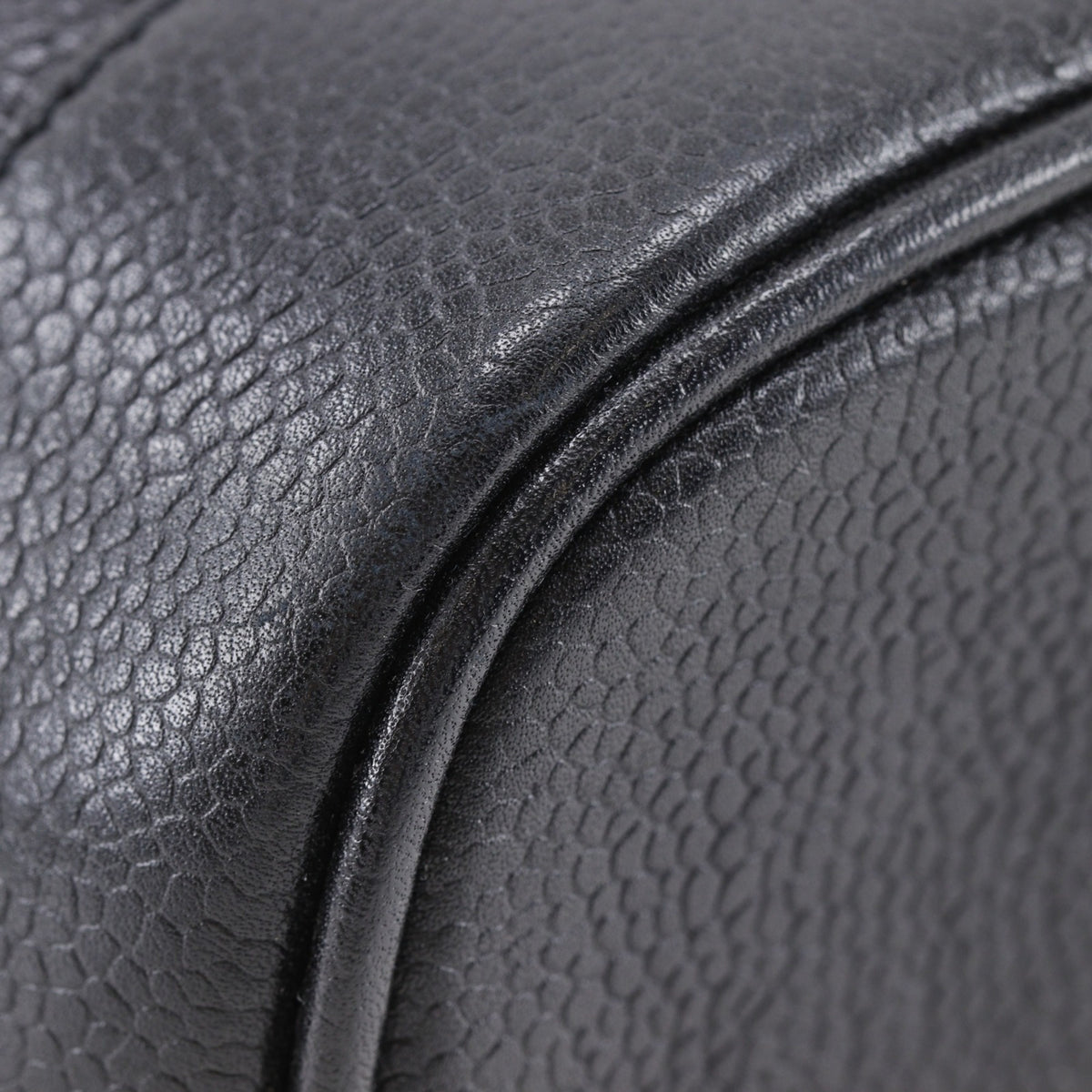 Chanel Black Grained Calfskin (Pre-Owned)