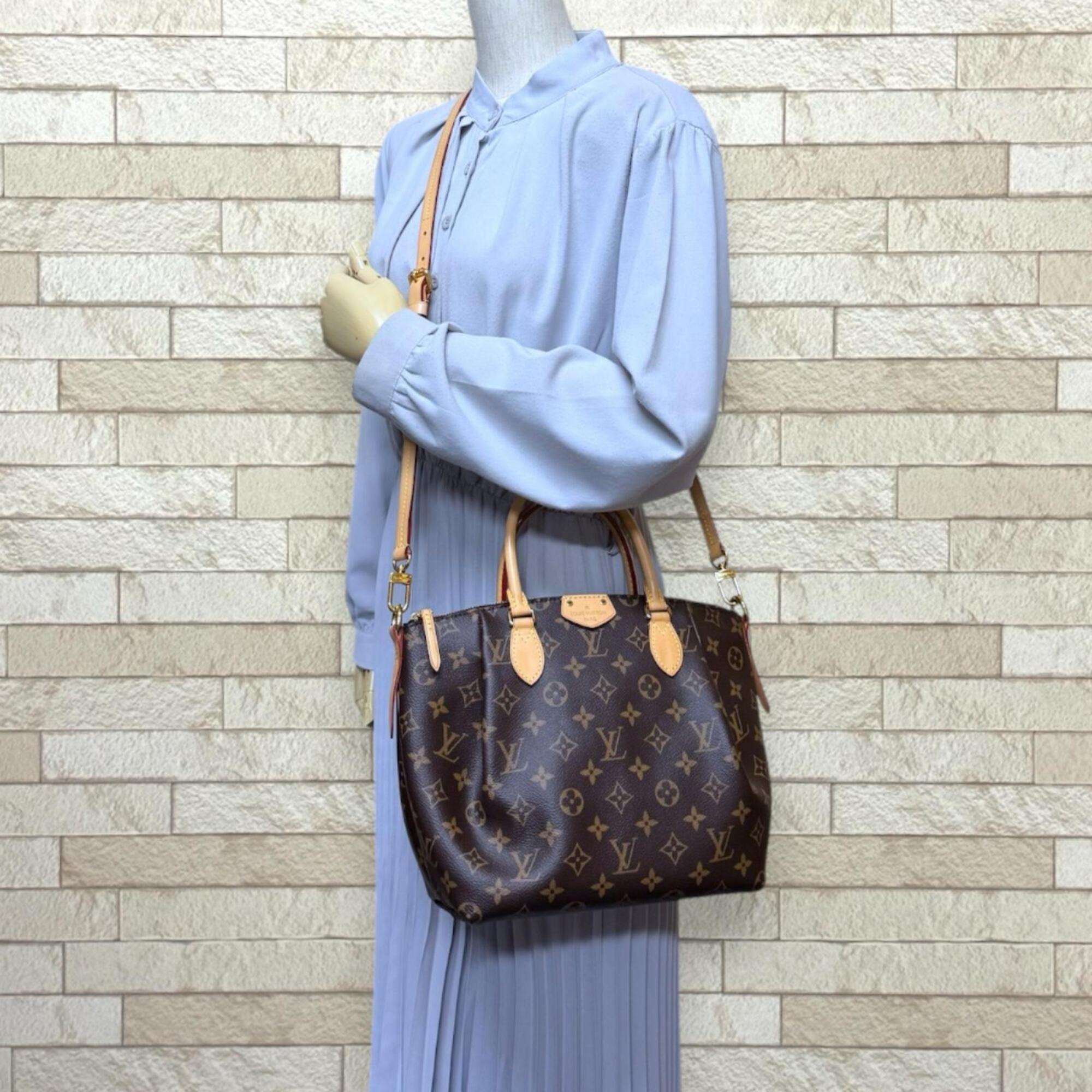Louis Vuitton Brown Monogram Or Monogram Shoulder Bag (Pre-Owned)