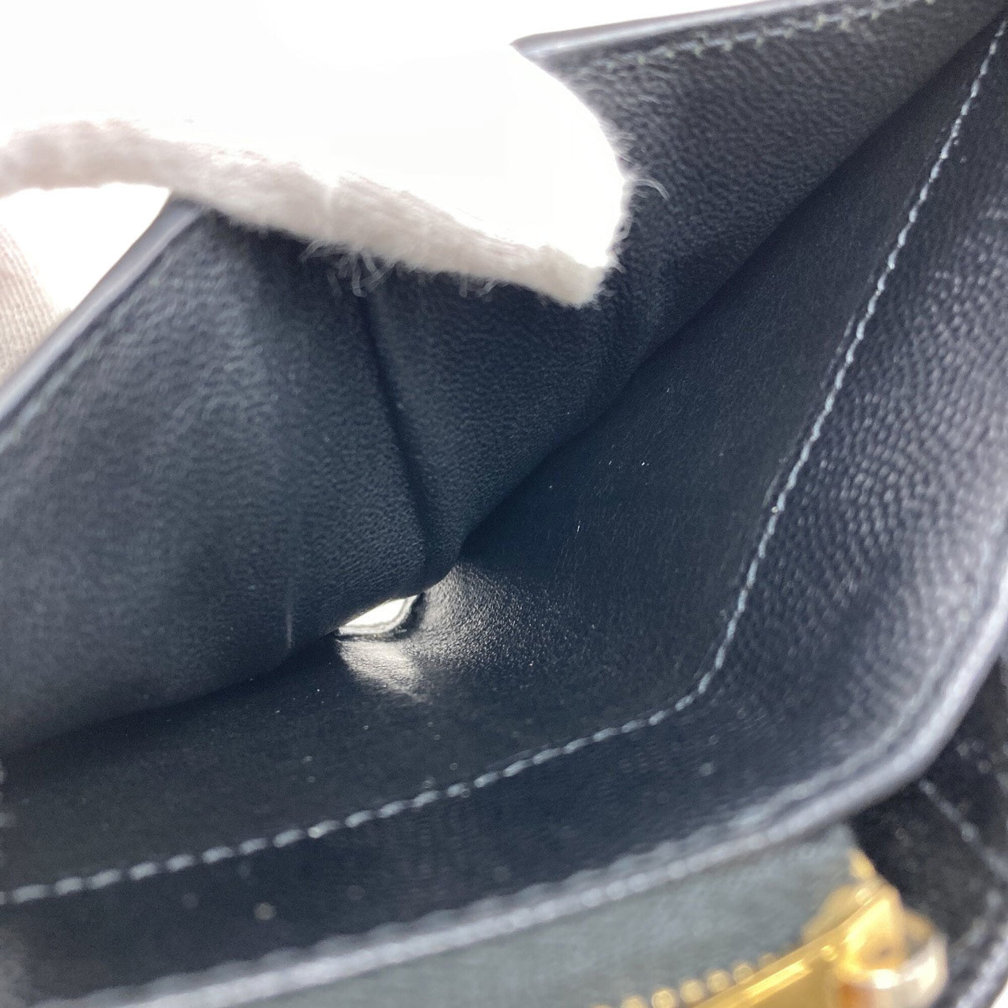 Yves Saint Laurent Black Leather Wallet (Bi-Fold) (Pre-Owned)