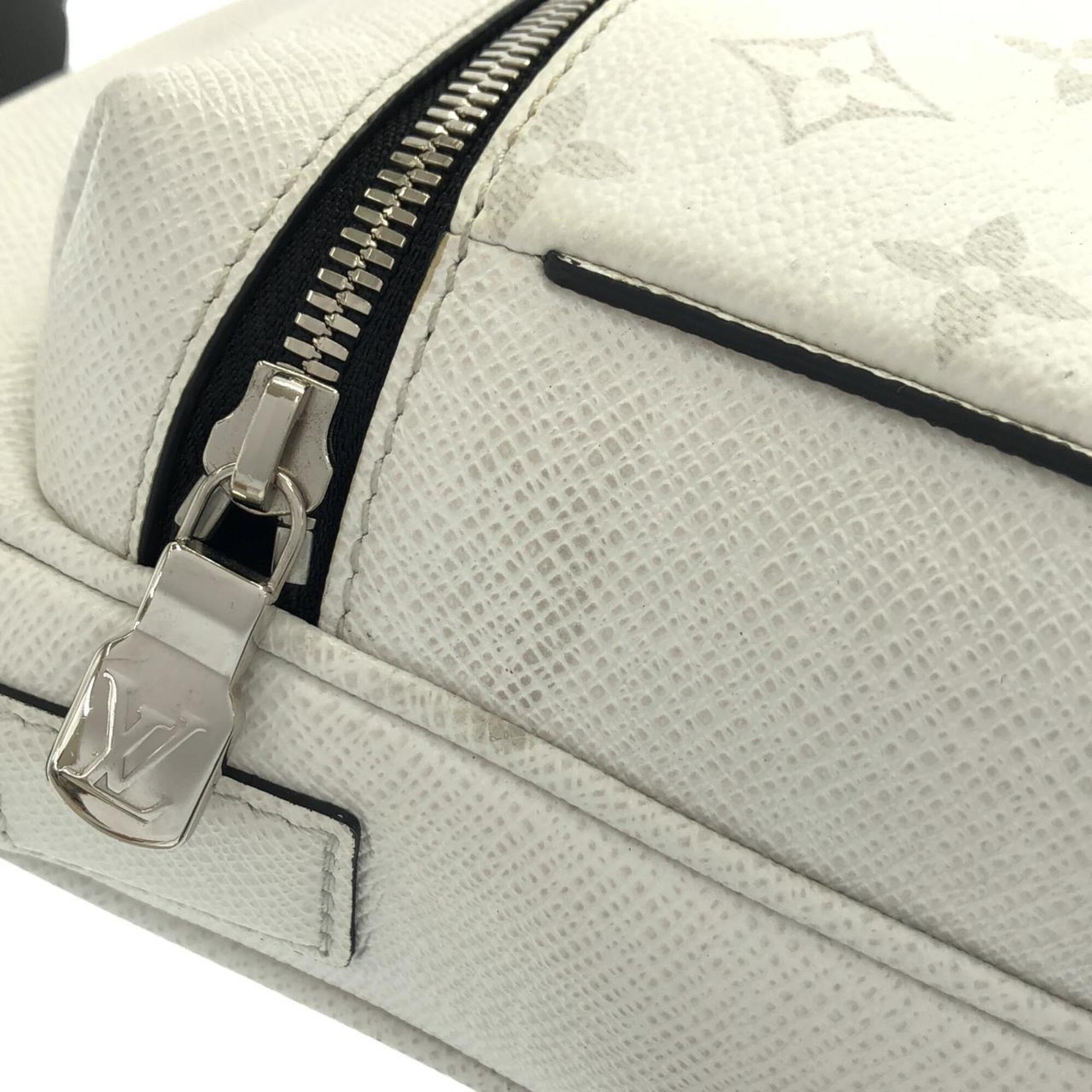 Louis Vuitton White Coated Canvas Leather Shoulder Bag (Pre-Owned)