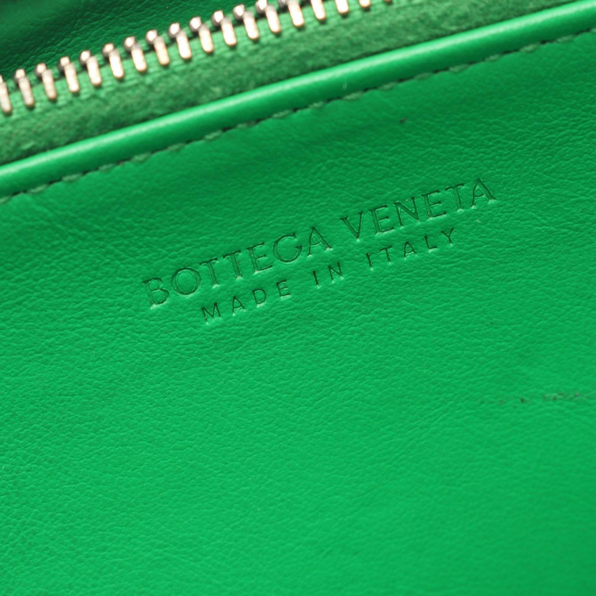 Bottega Veneta Intrecciato Green Leather Long Wallet (Bi-Fold) (Pre-Owned)