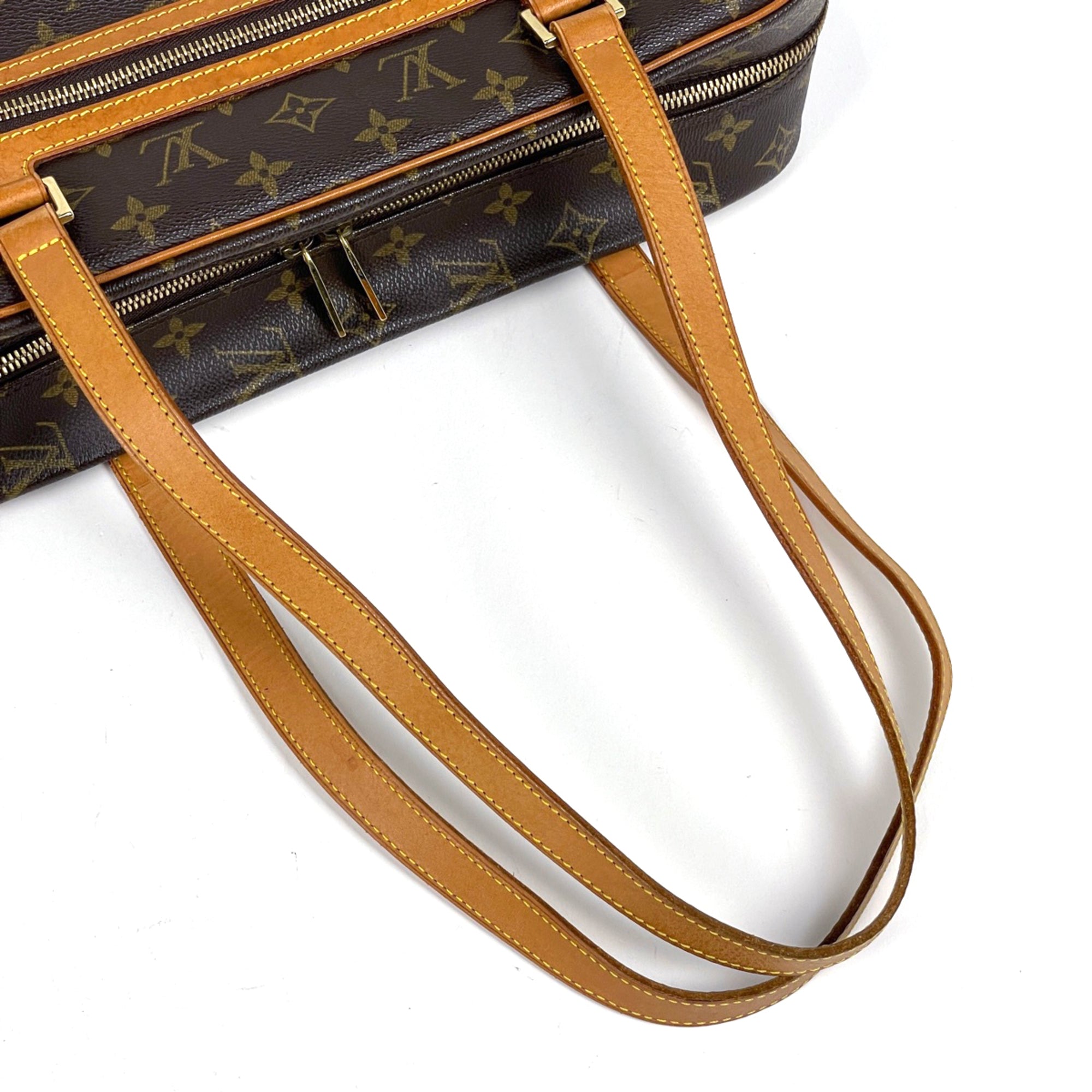 Louis Vuitton Brown Monogram Monogram Shoulder Bag (Pre-Owned)