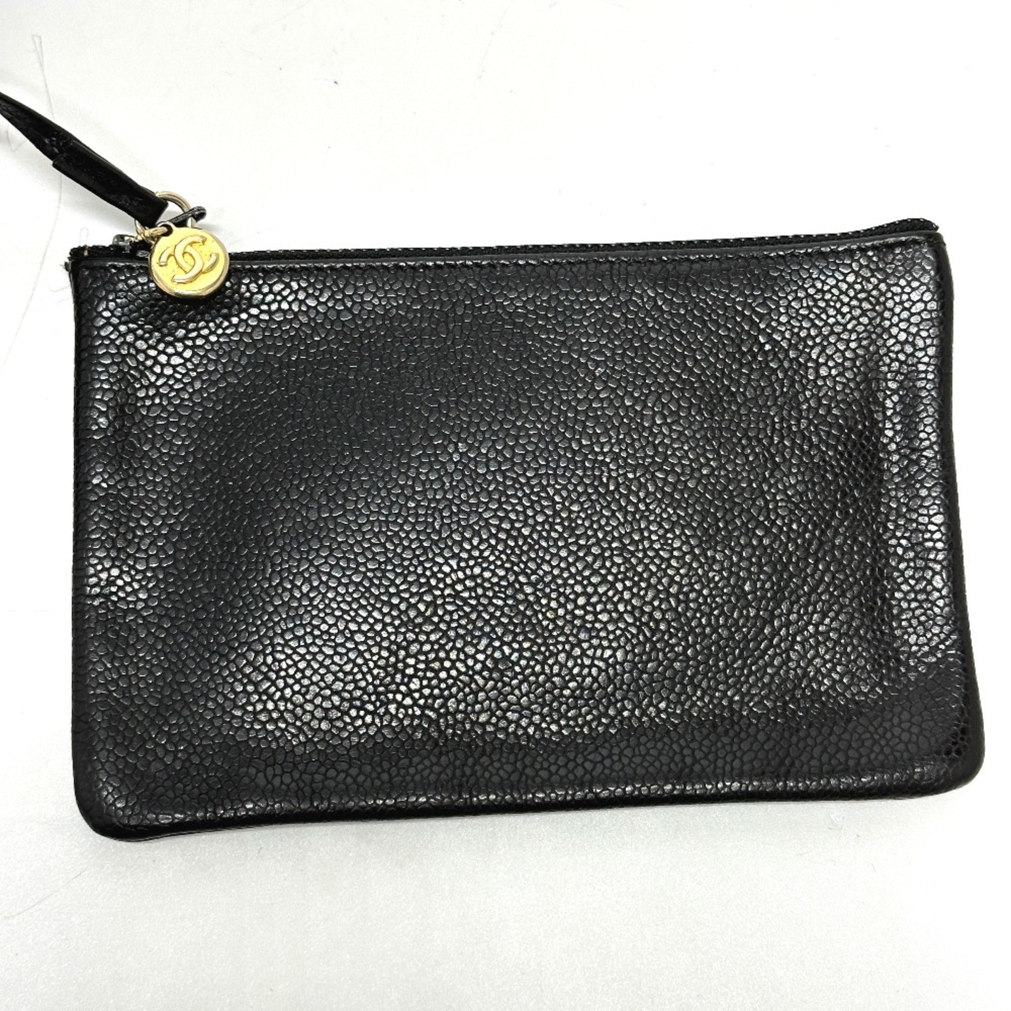 Chanel Black Leather Shoulder Bag (Pre-Owned)