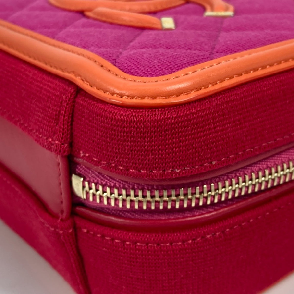 Chanel Red Other Shoulder Bag (Pre-Owned)