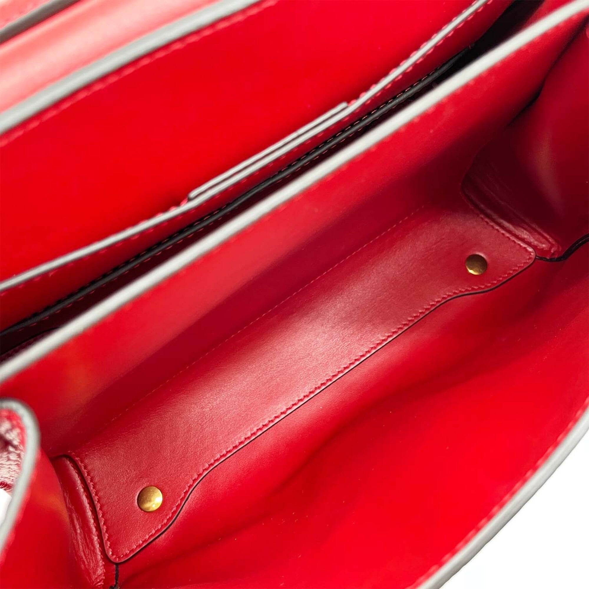 Salvatore Ferragamo Red Color Leather Shoulder Bag (Pre-Owned)