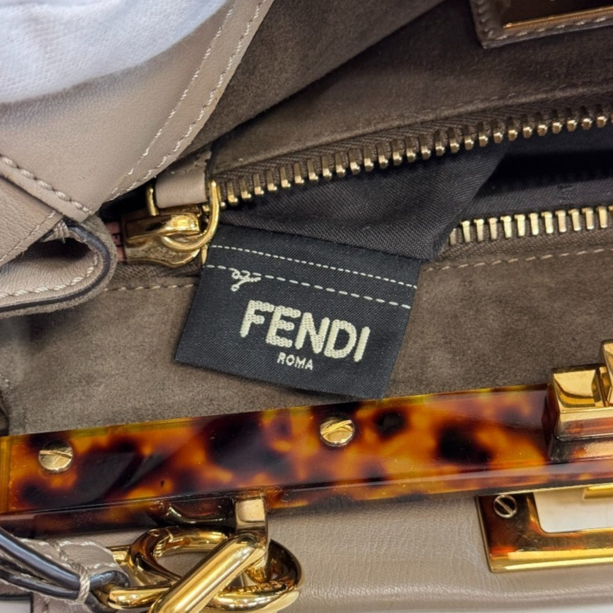 Fendi Gray Leather Handbag Shoulder Bag (Pre-Owned)