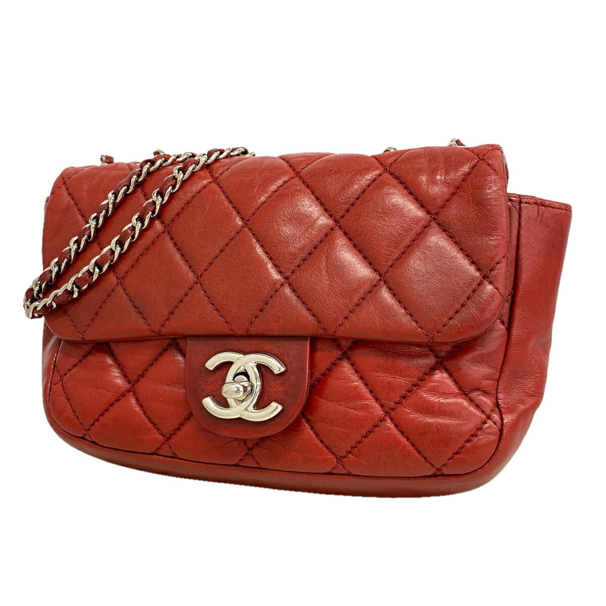Chanel Red Color Leather Shoulder Bag (Pre-Owned)