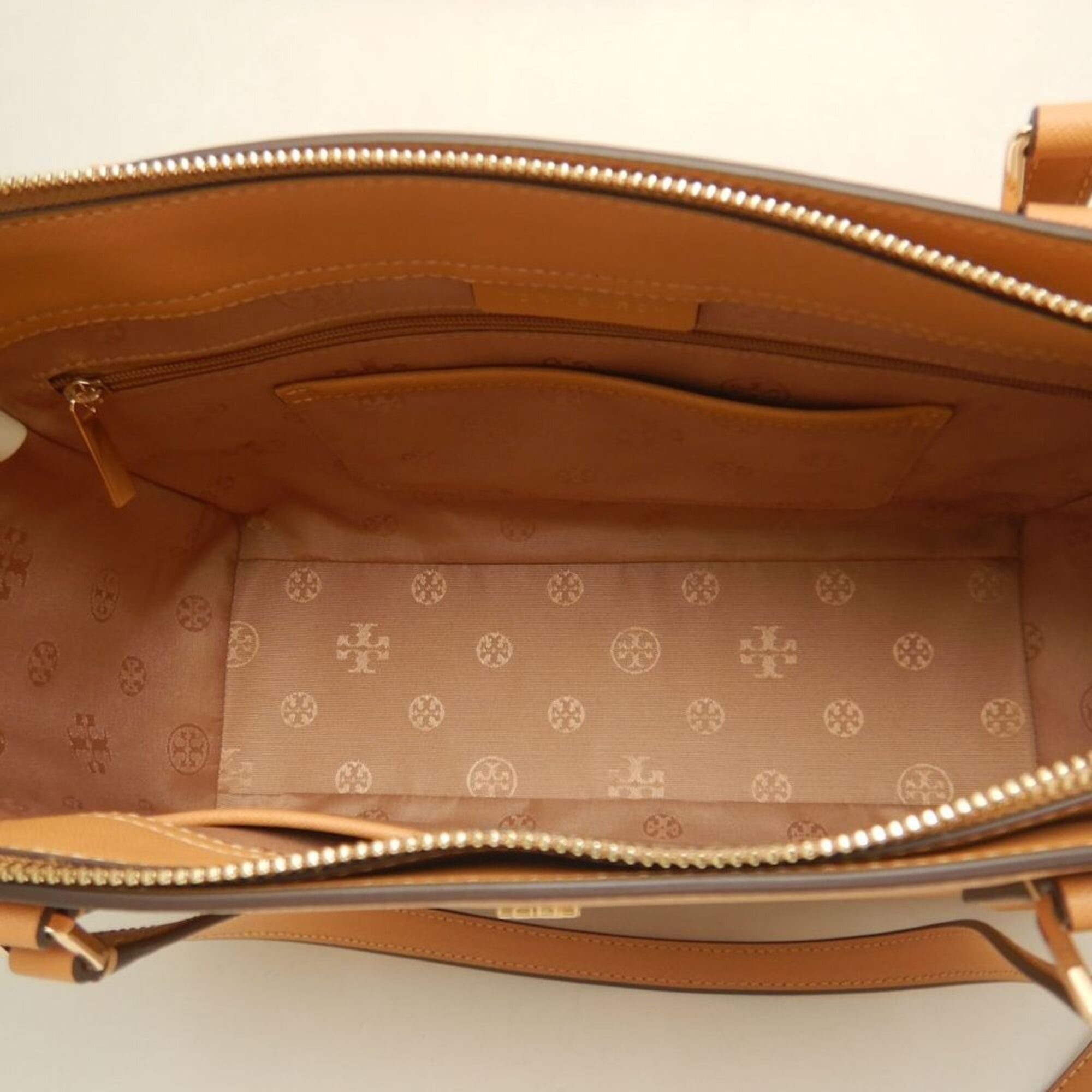 Tory Burch Camel Leather Tote Bag (Pre-Owned)