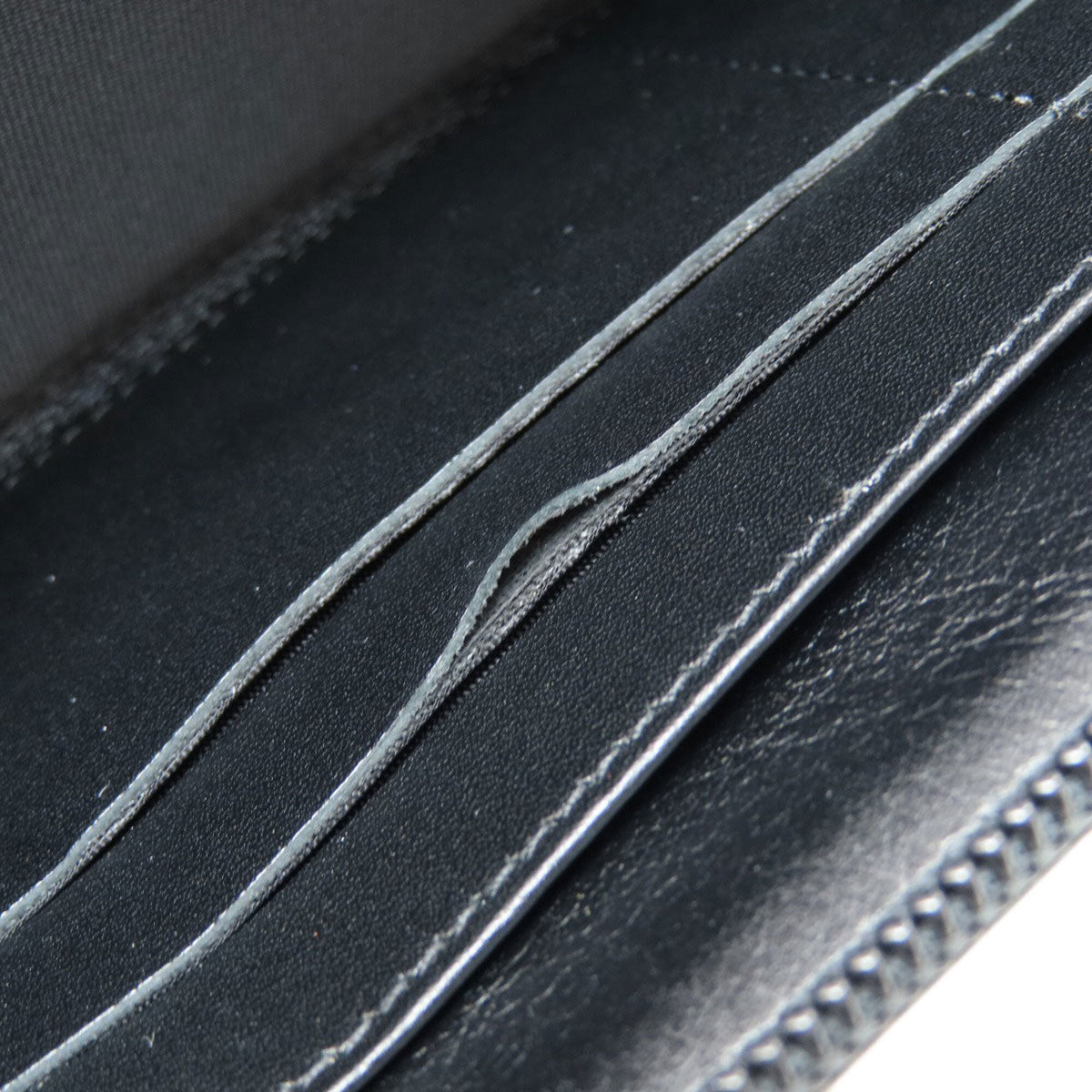 Chanel Black Leather Long Wallet (Bi-Fold) (Pre-Owned)