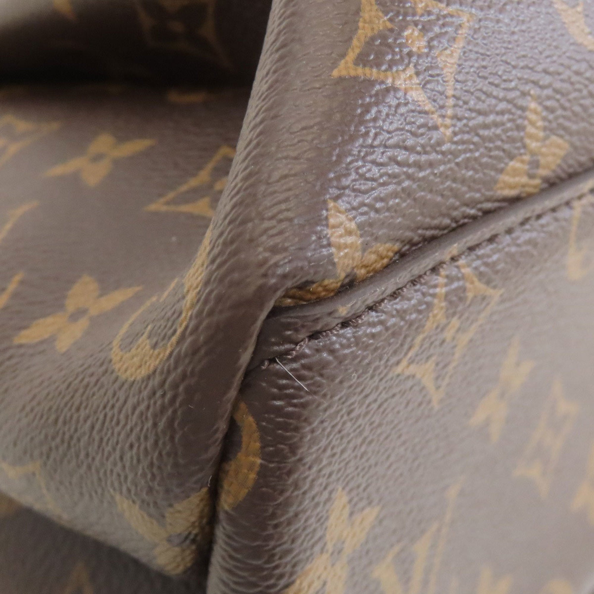 Louis Vuitton Monogram Monogram Monogram Handbag (Pre-Owned)