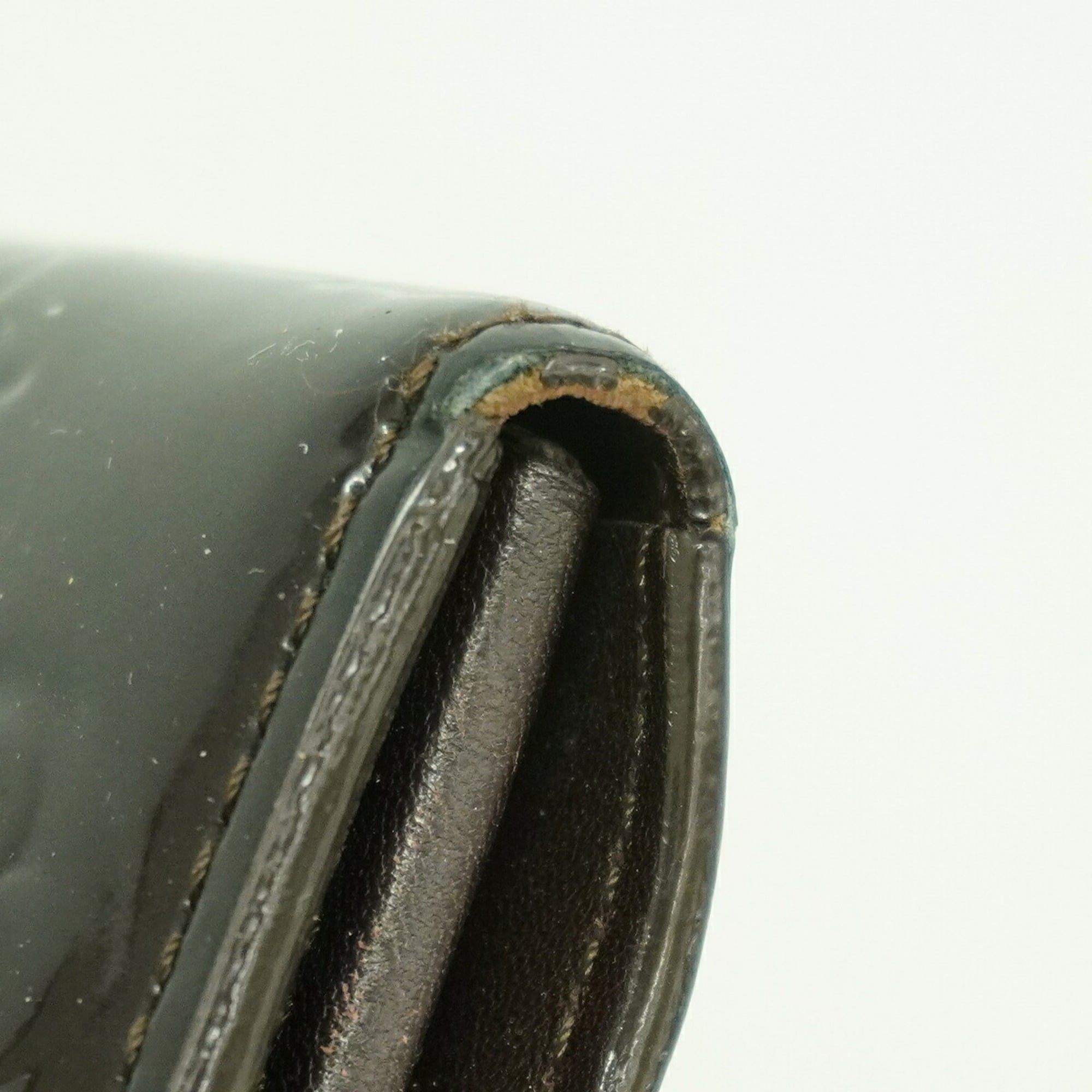 Louis Vuitton Amarante Long Wallet (Bi-Fold) (Pre-Owned)