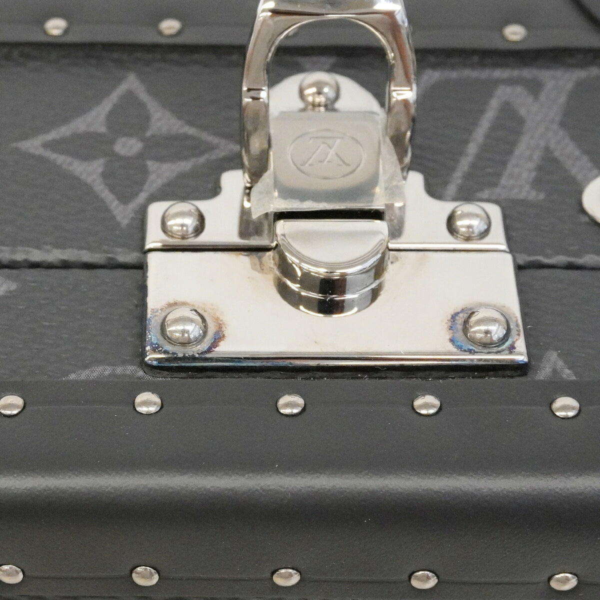 Louis Vuitton Black Shoulder Bag (Pre-Owned)